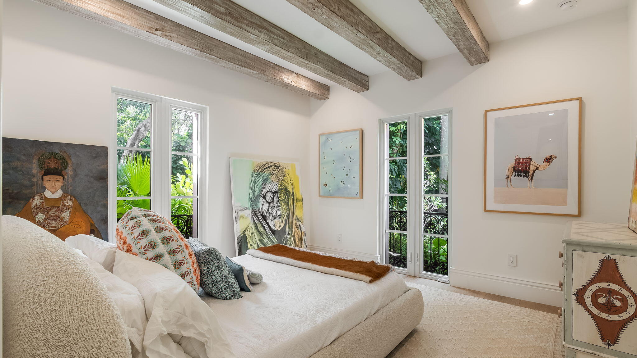 2nd bedroom