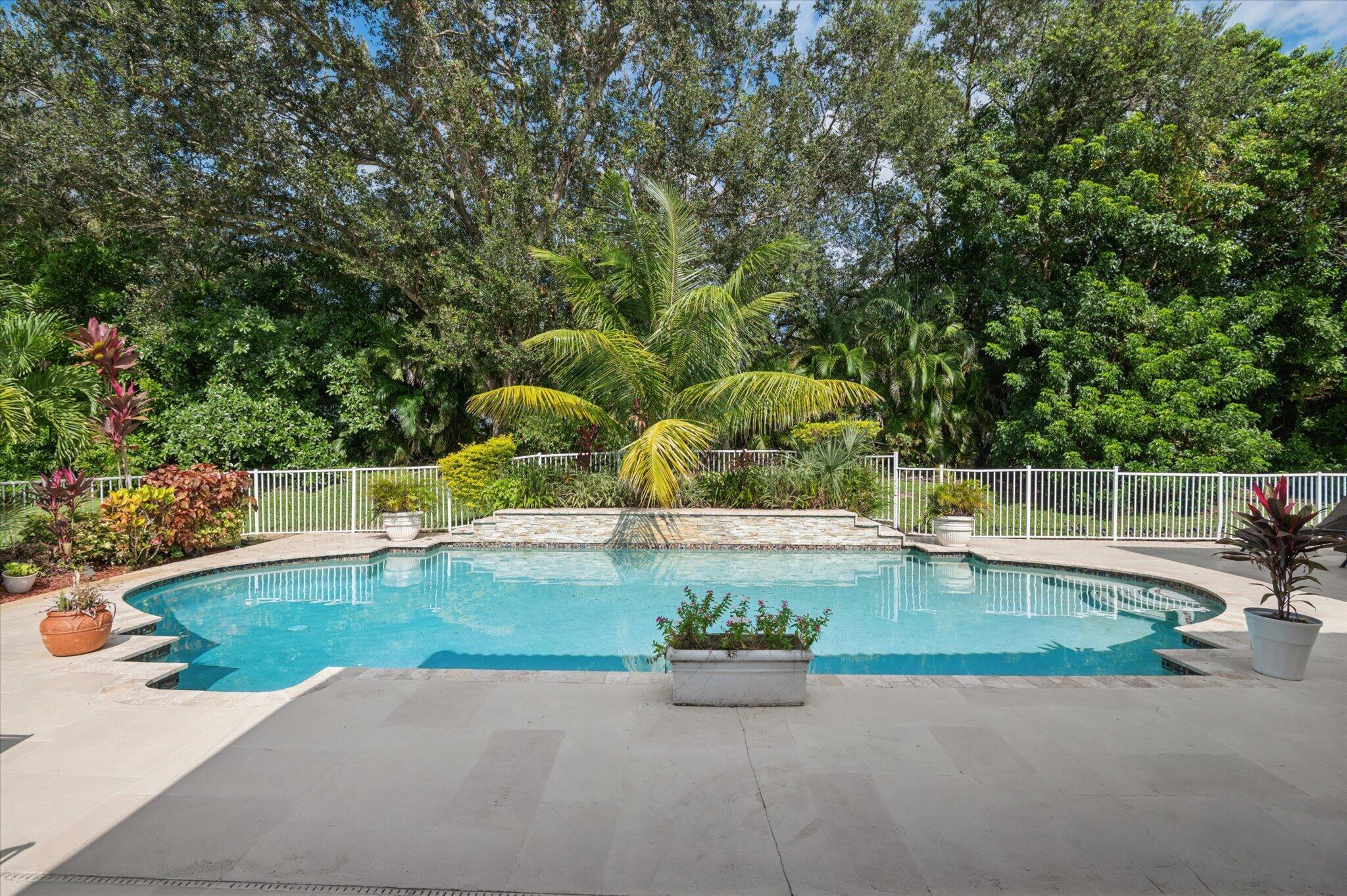 Oversized 20 x 40 pool