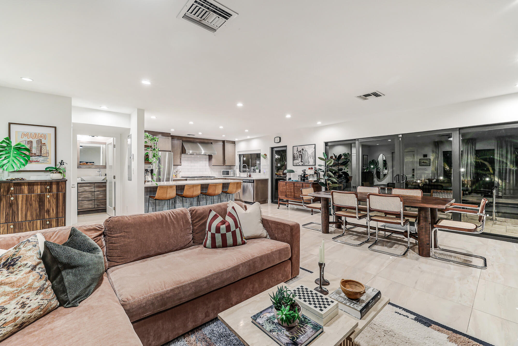 2408 NE 17th Terr-50
