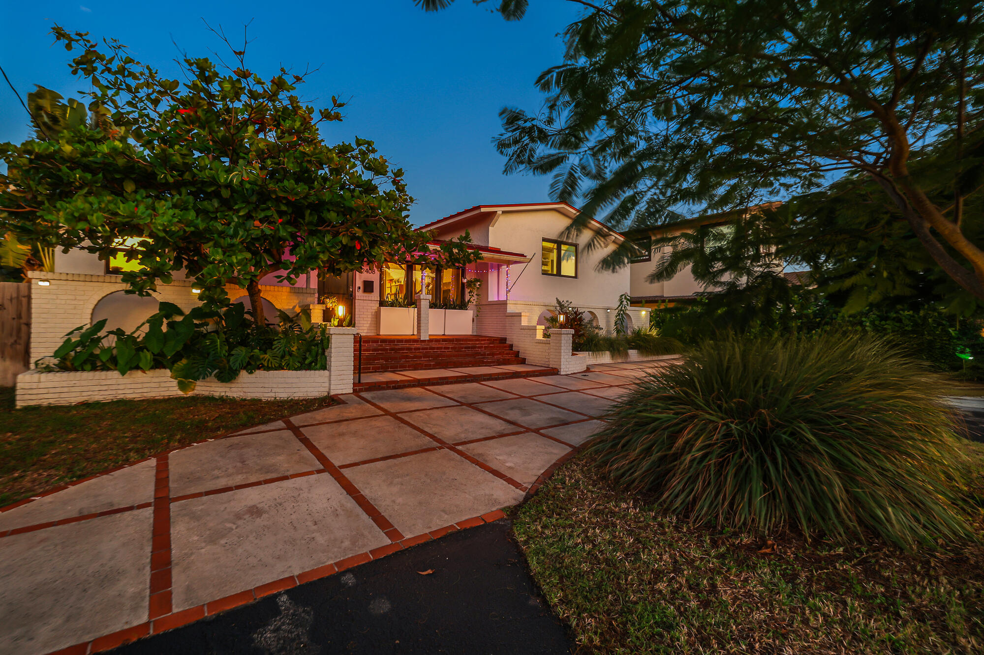 2408 NE 17th Terr-98