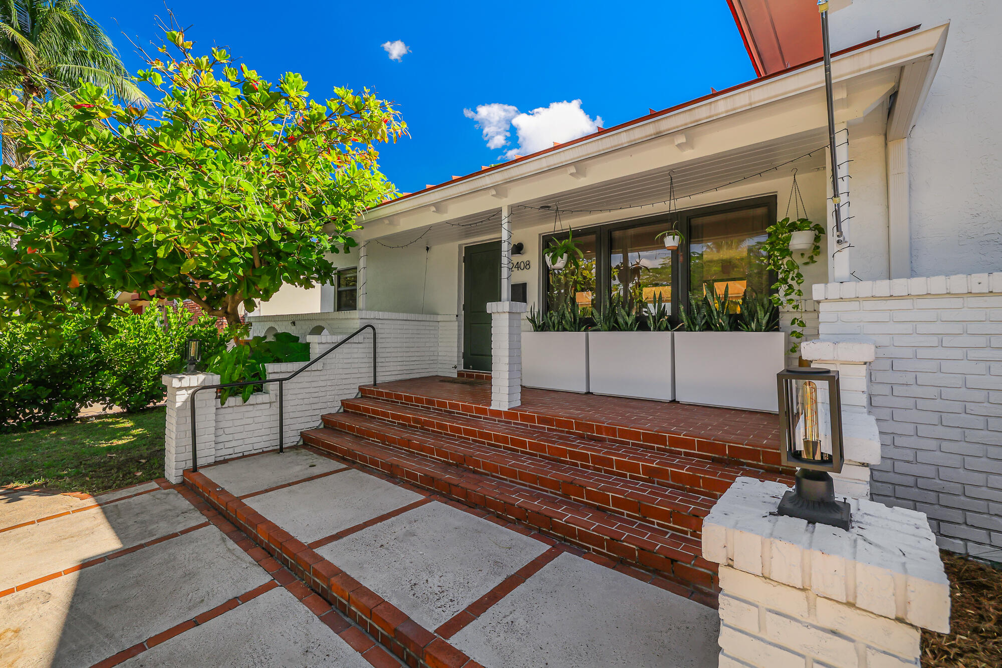 2408 NE 17th Terr-5