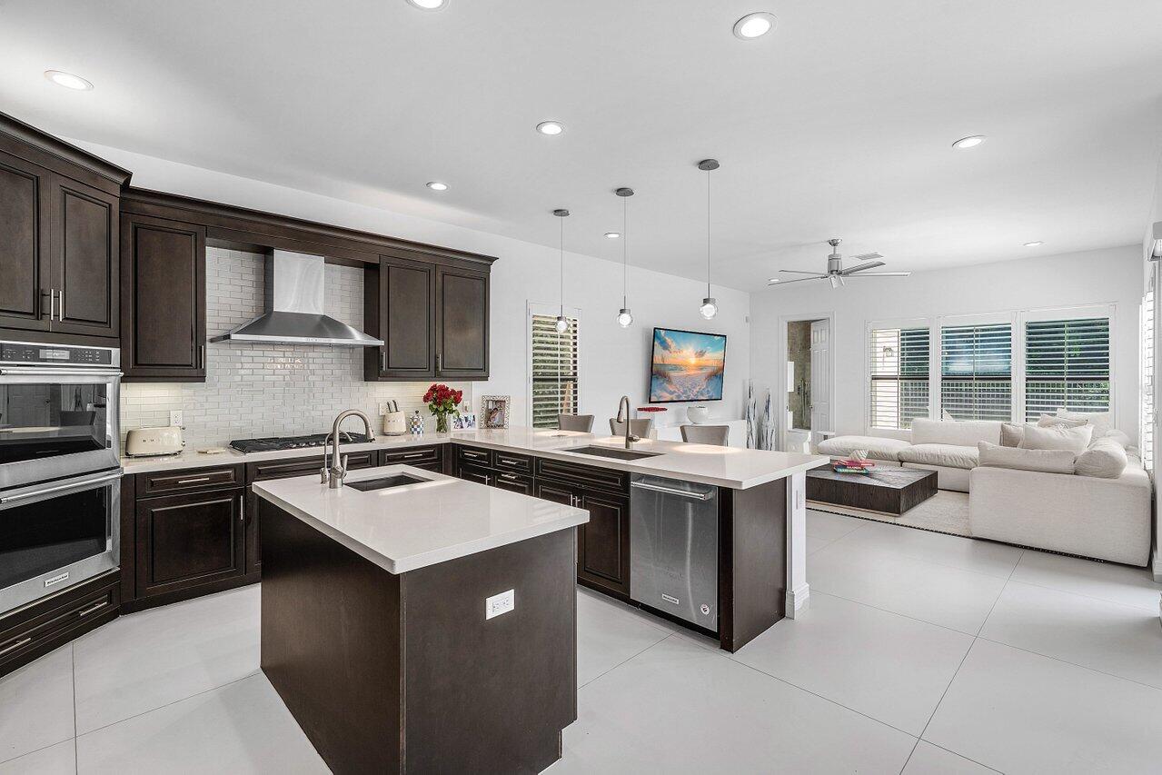 014-16388PantheonPass-DelrayBeach-FL-334