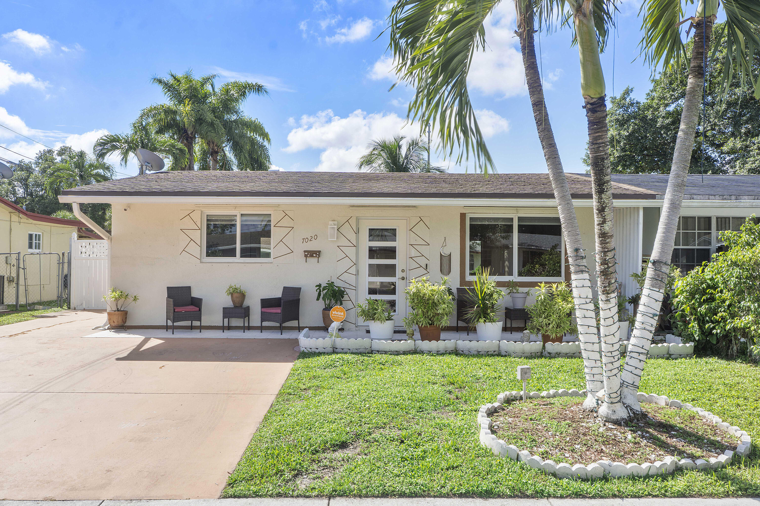 7020 SW 20th St_013