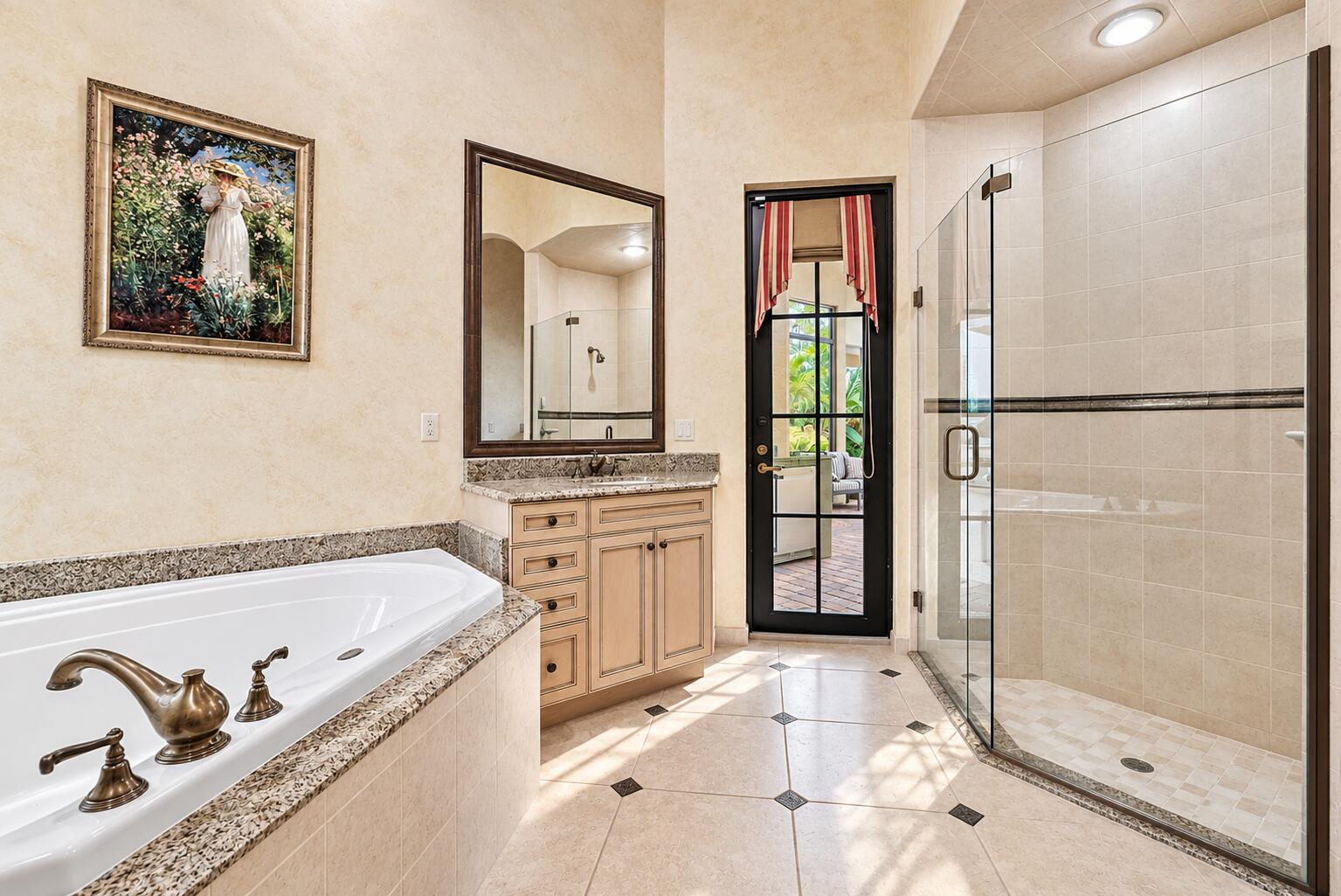 Guest House Soaking Tub &Shower