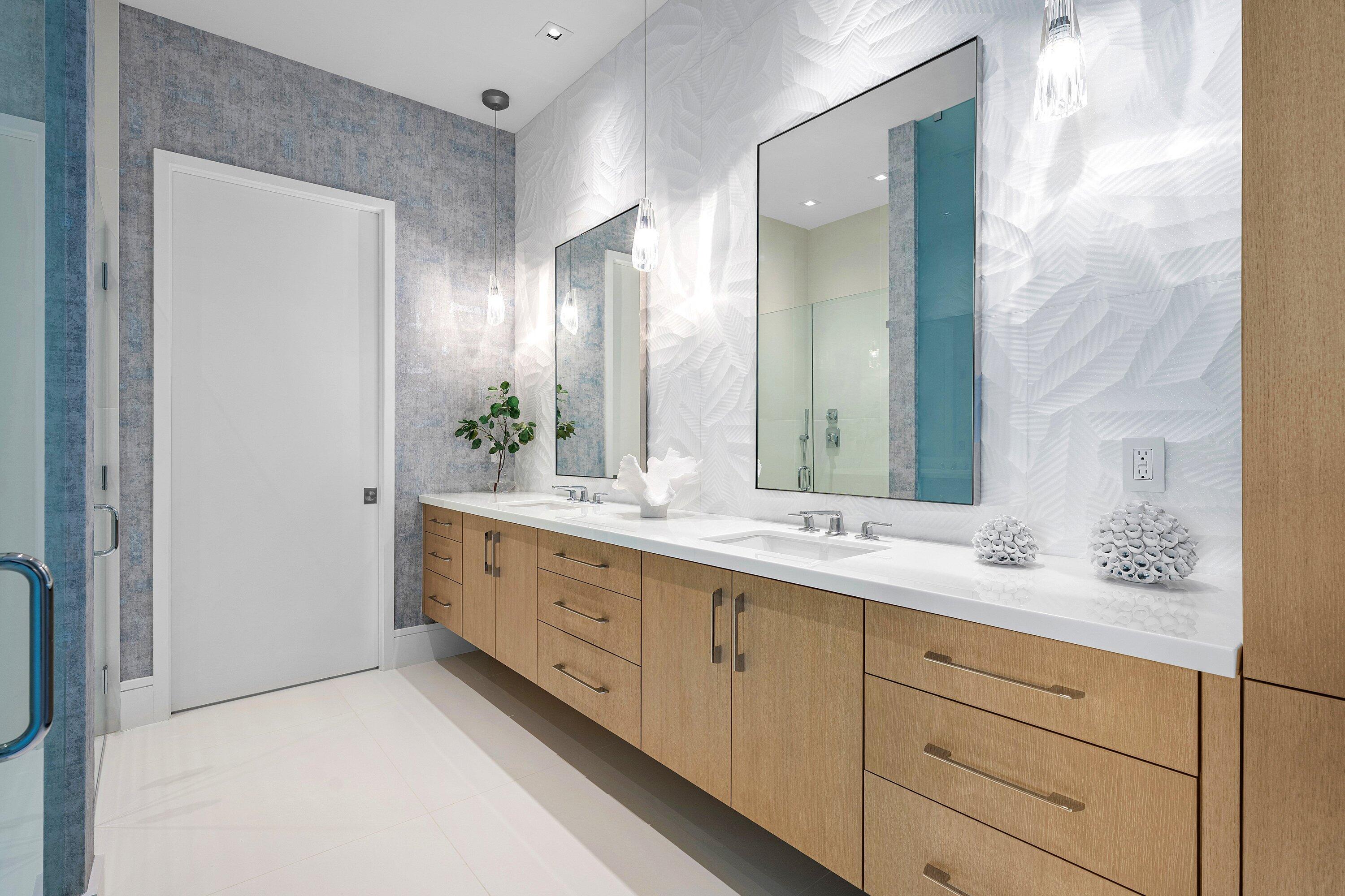 054-471RoyalPalmWay-BocaRaton-FL-33432-S