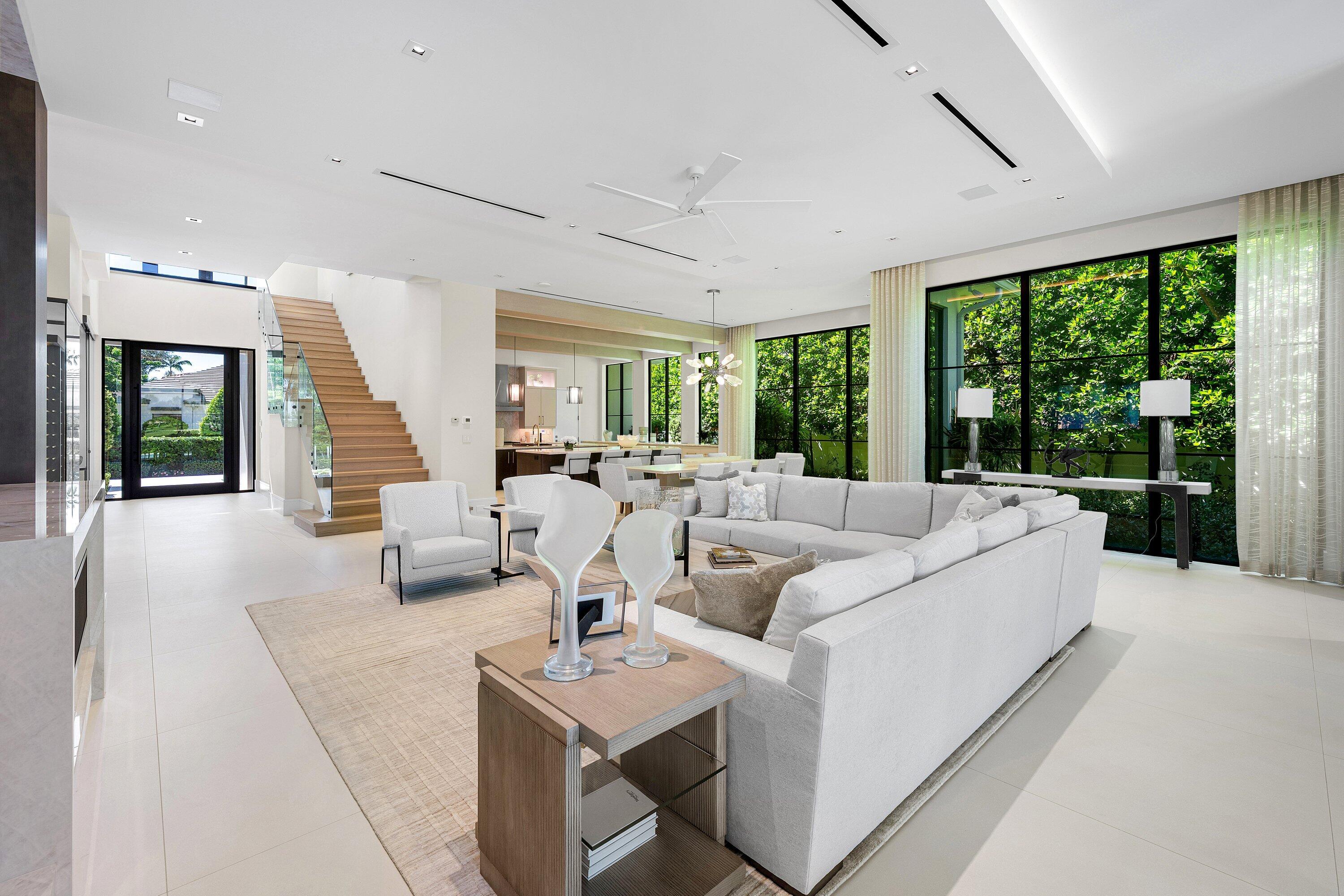 010-471RoyalPalmWay-BocaRaton-FL-33432-S