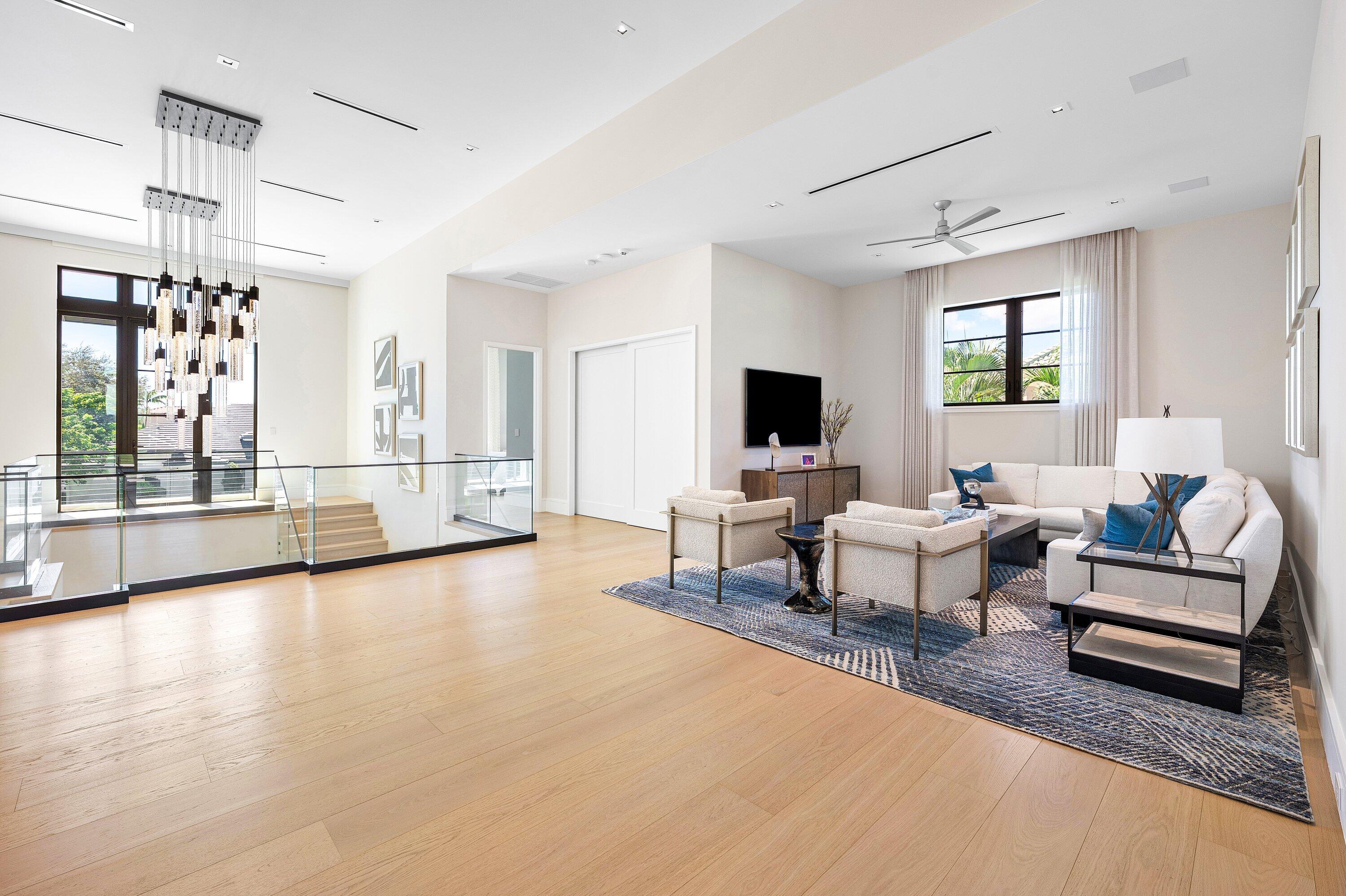 047-471RoyalPalmWay-BocaRaton-FL-33432-S