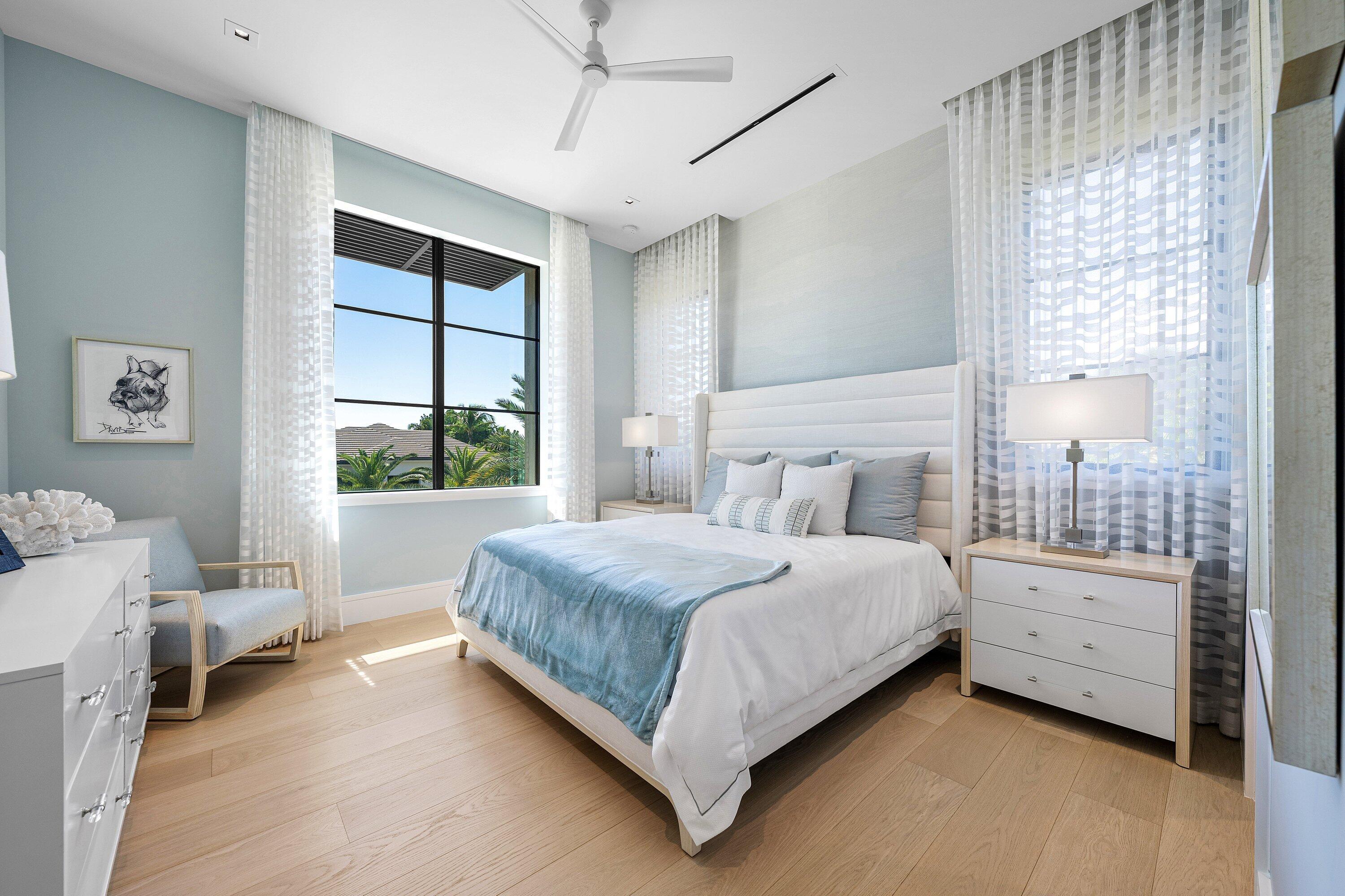 060-471RoyalPalmWay-BocaRaton-FL-33432-S
