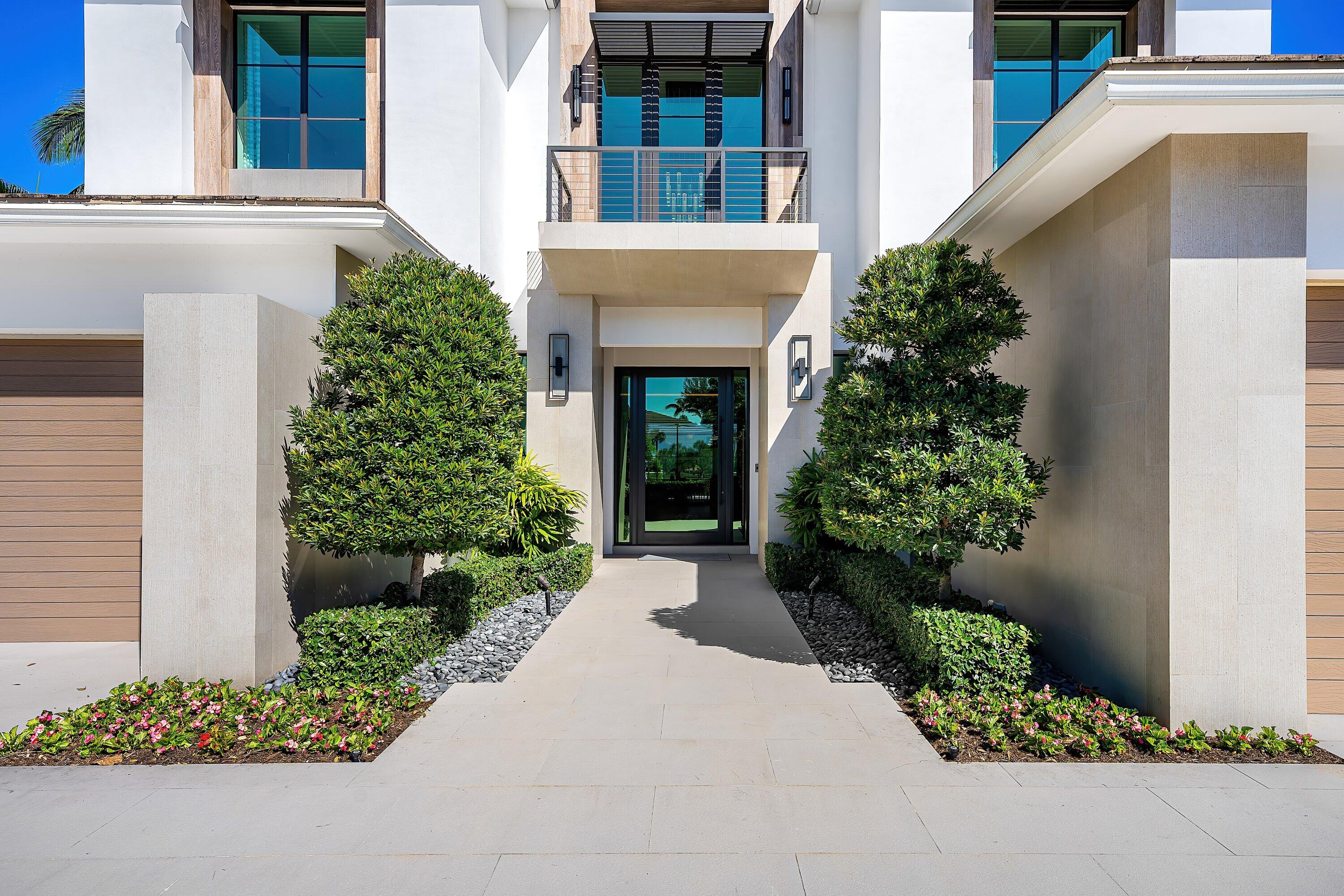 004-471RoyalPalmWay-BocaRaton-FL-33432-S