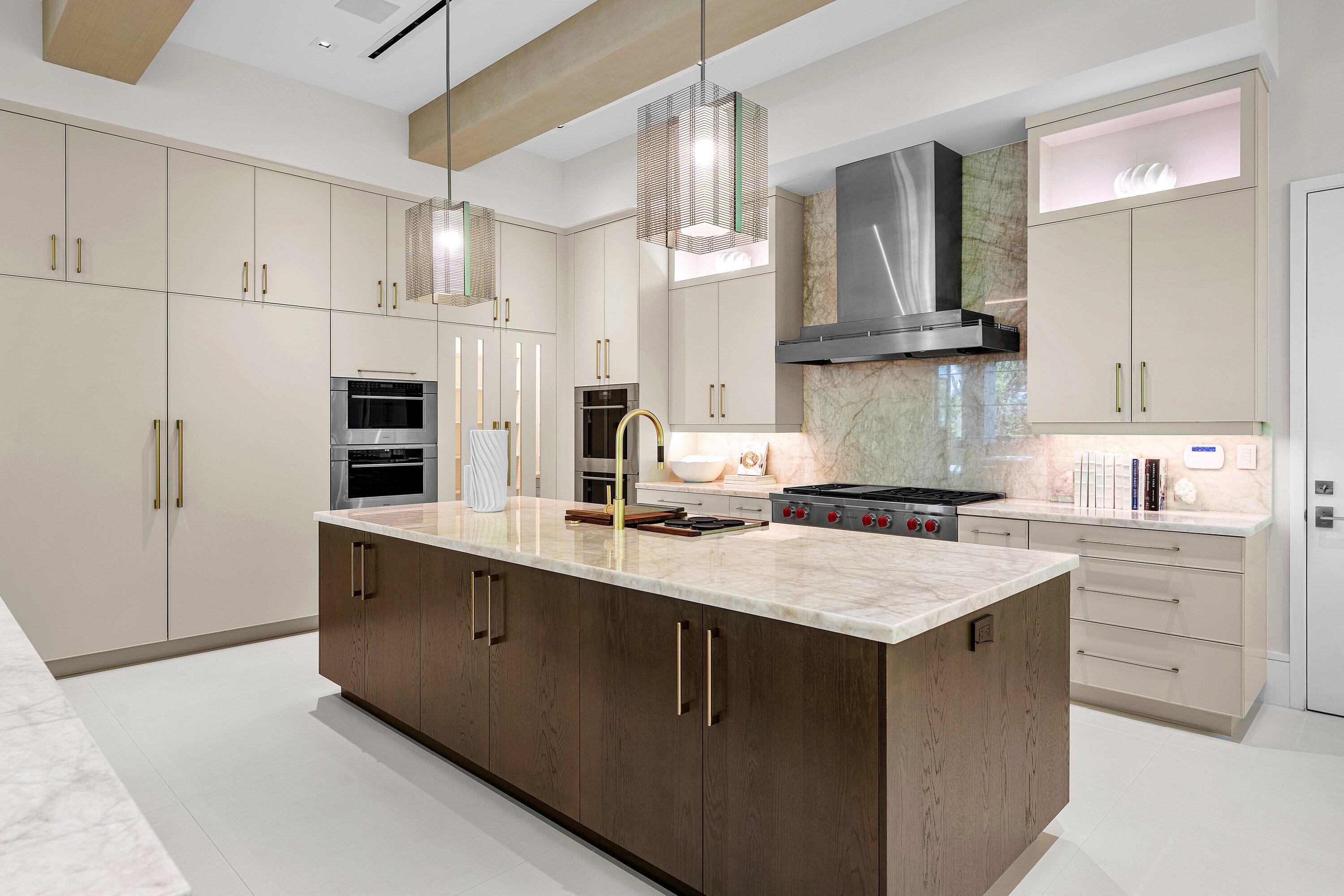017-471RoyalPalmWay-BocaRaton-FL-33432-S