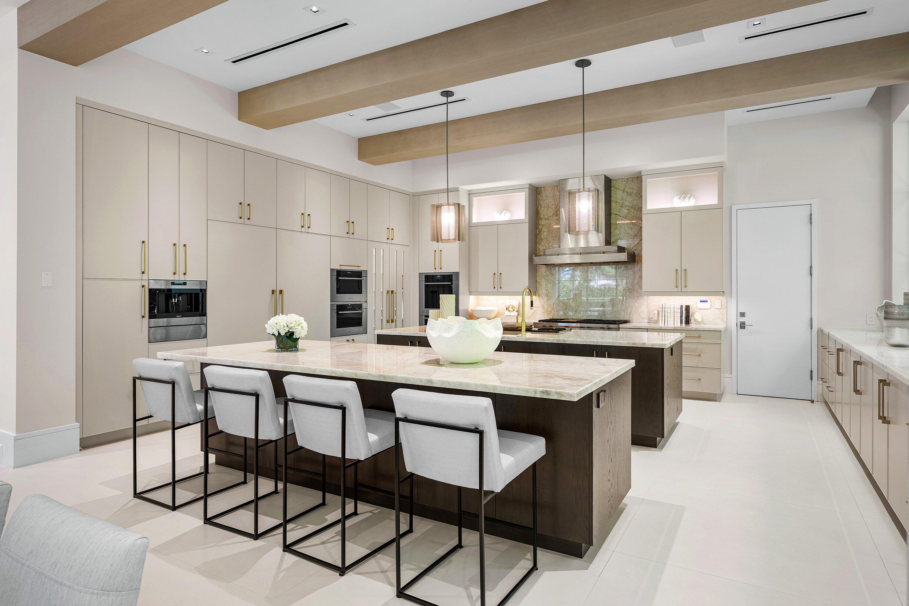 014-471RoyalPalmWay-BocaRaton-FL-33432-S