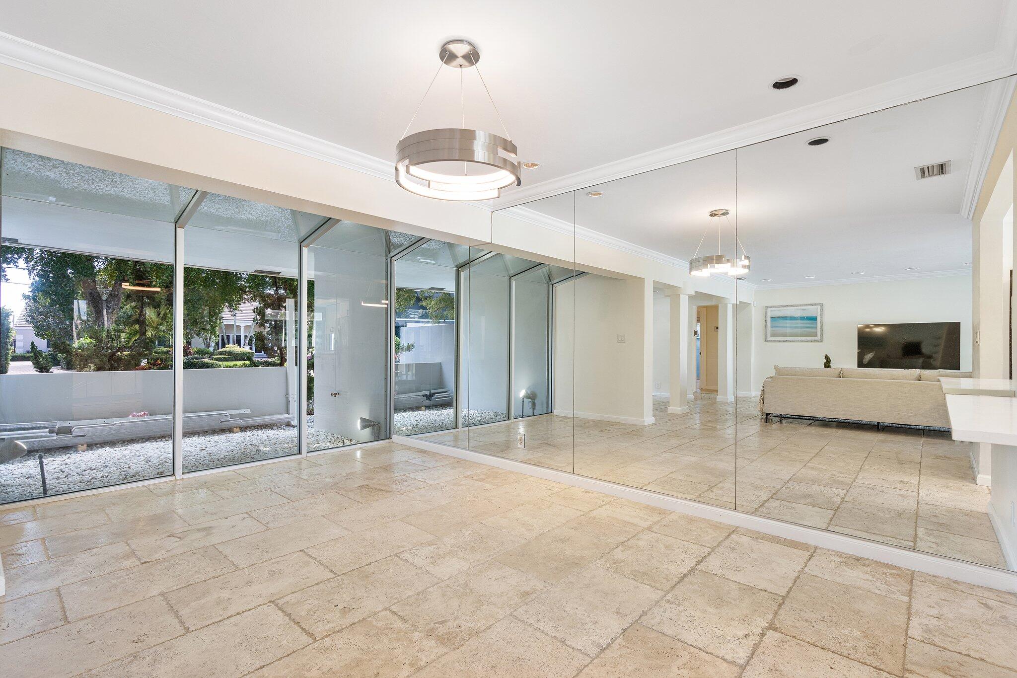 3241 NE 56th Ct_016