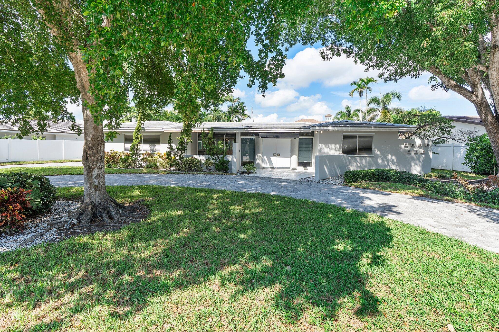 3241 NE 56th Ct_005