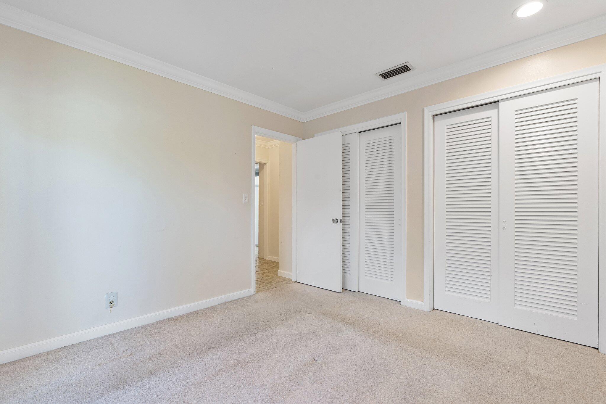 3241 NE 56th Ct_042