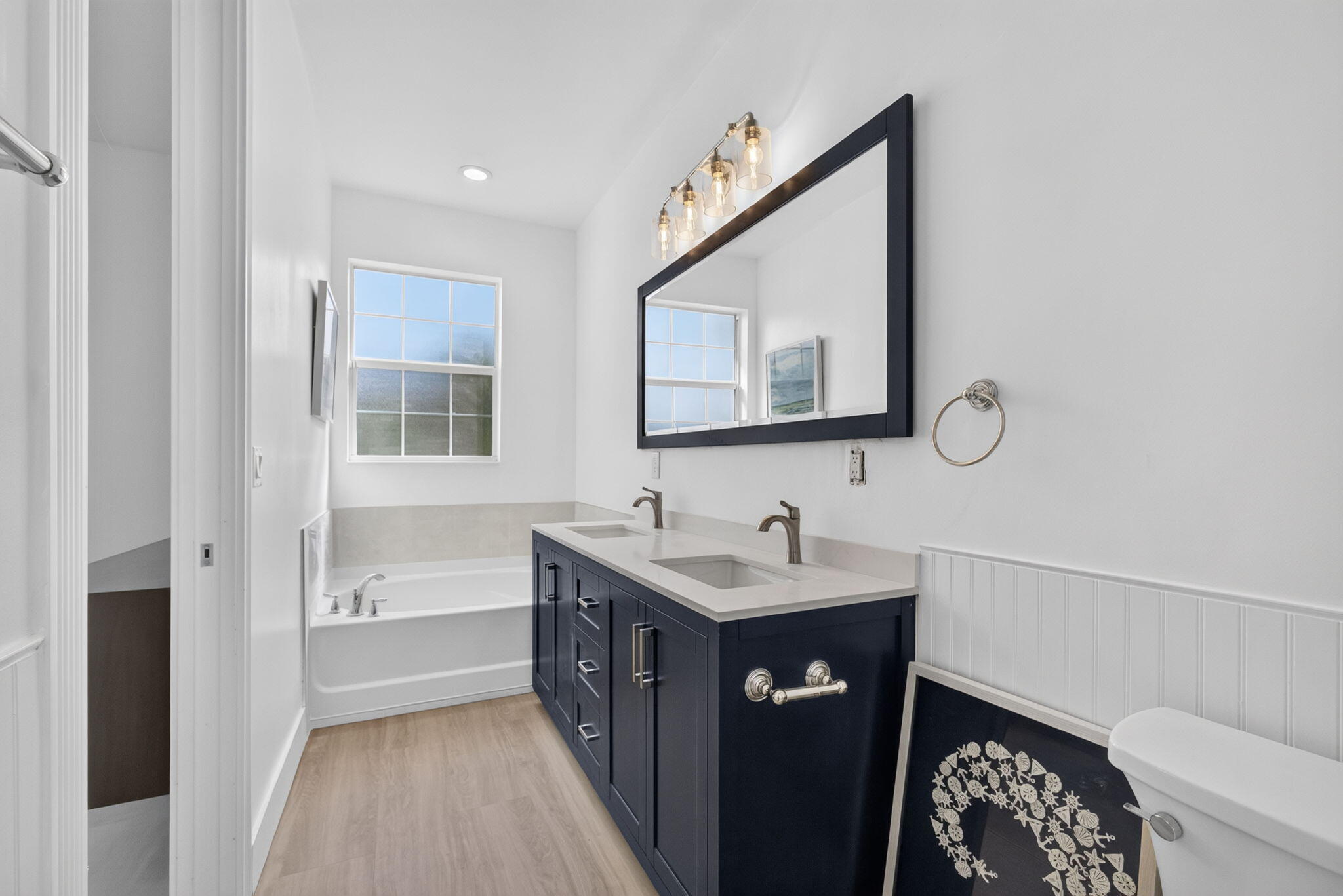 Primary Bath Tub