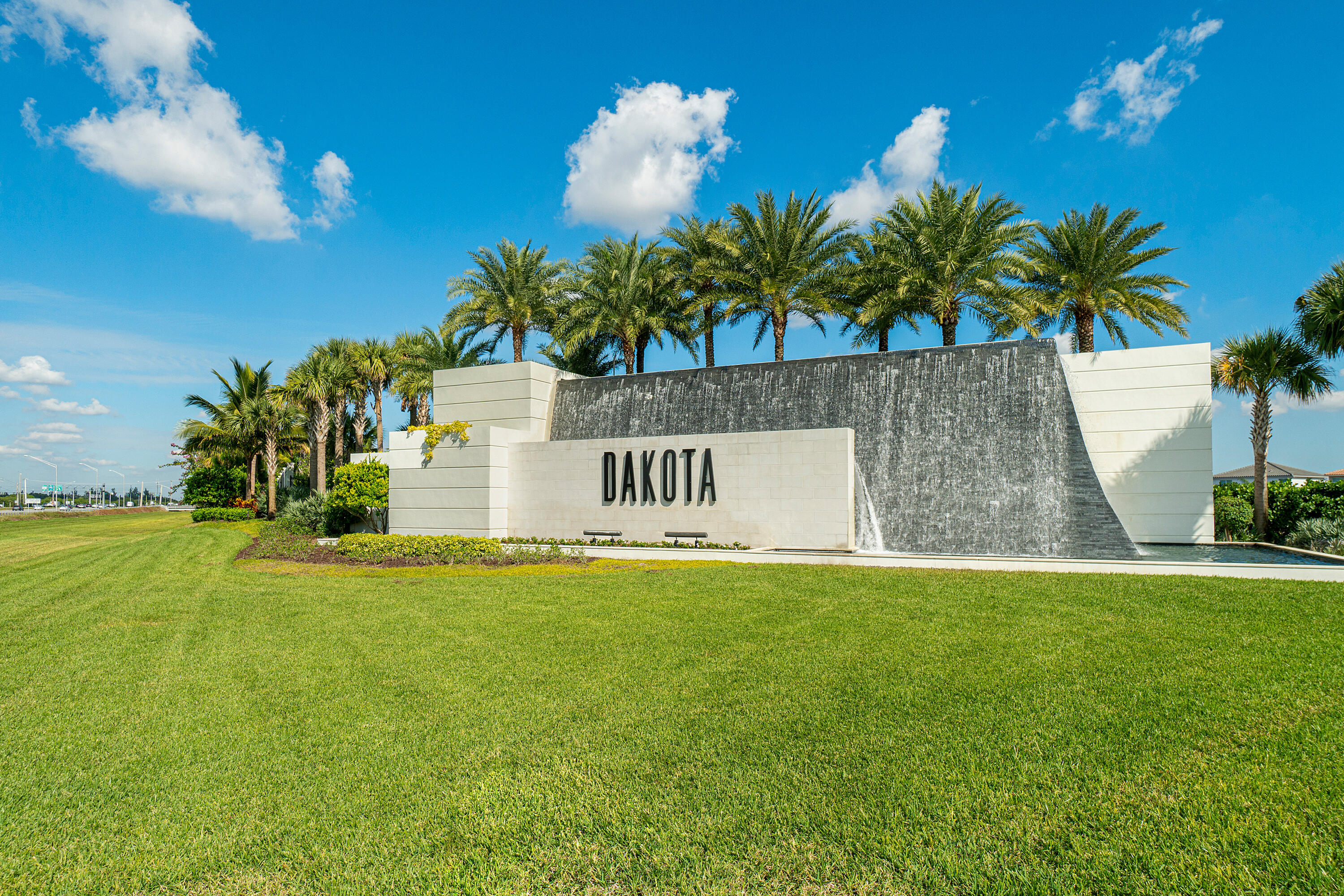 Dakota Community Entrance