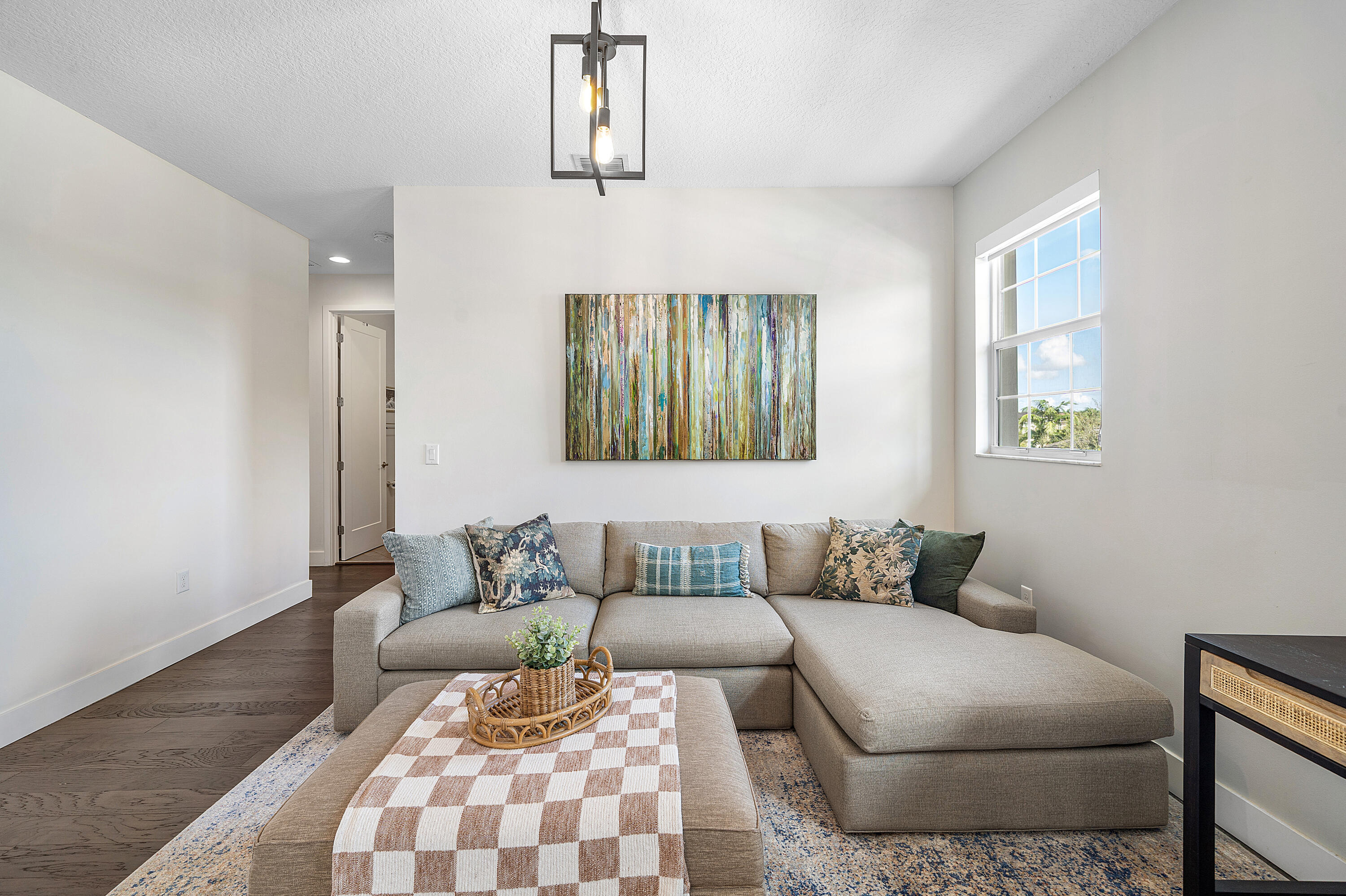 Upstairs Living Area