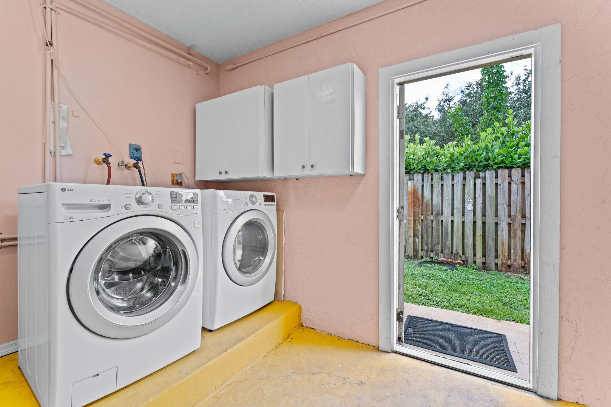 34-web-or-mls-A7401103