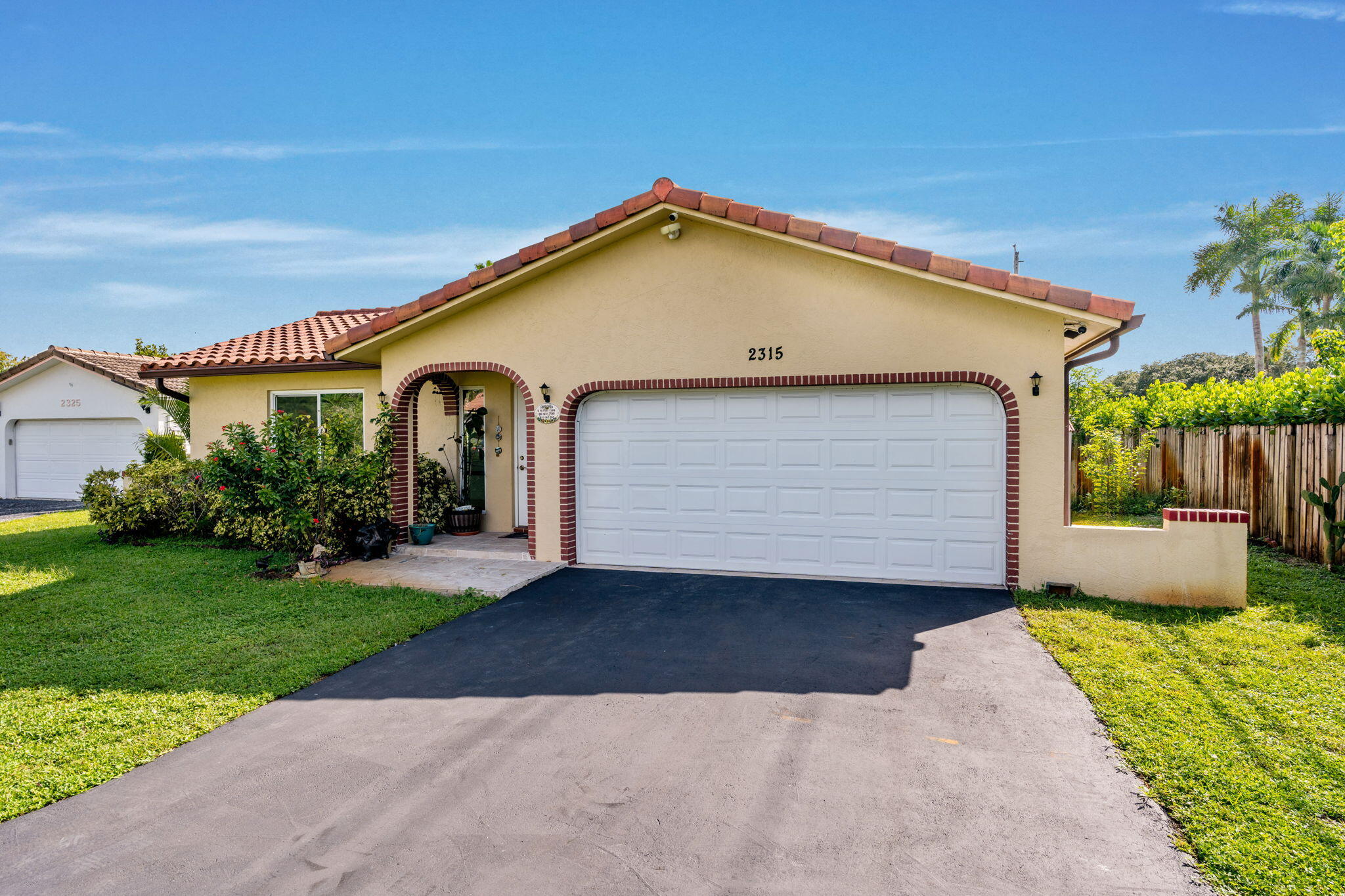 2-web-or-mls-A7400919