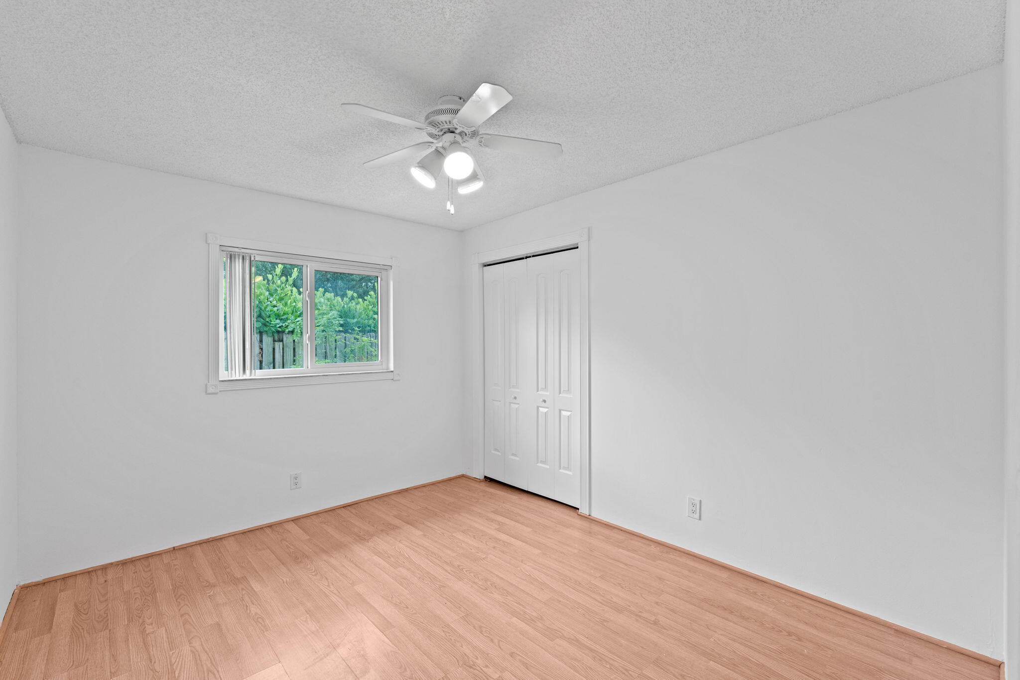 30-web-or-mls-A7401058