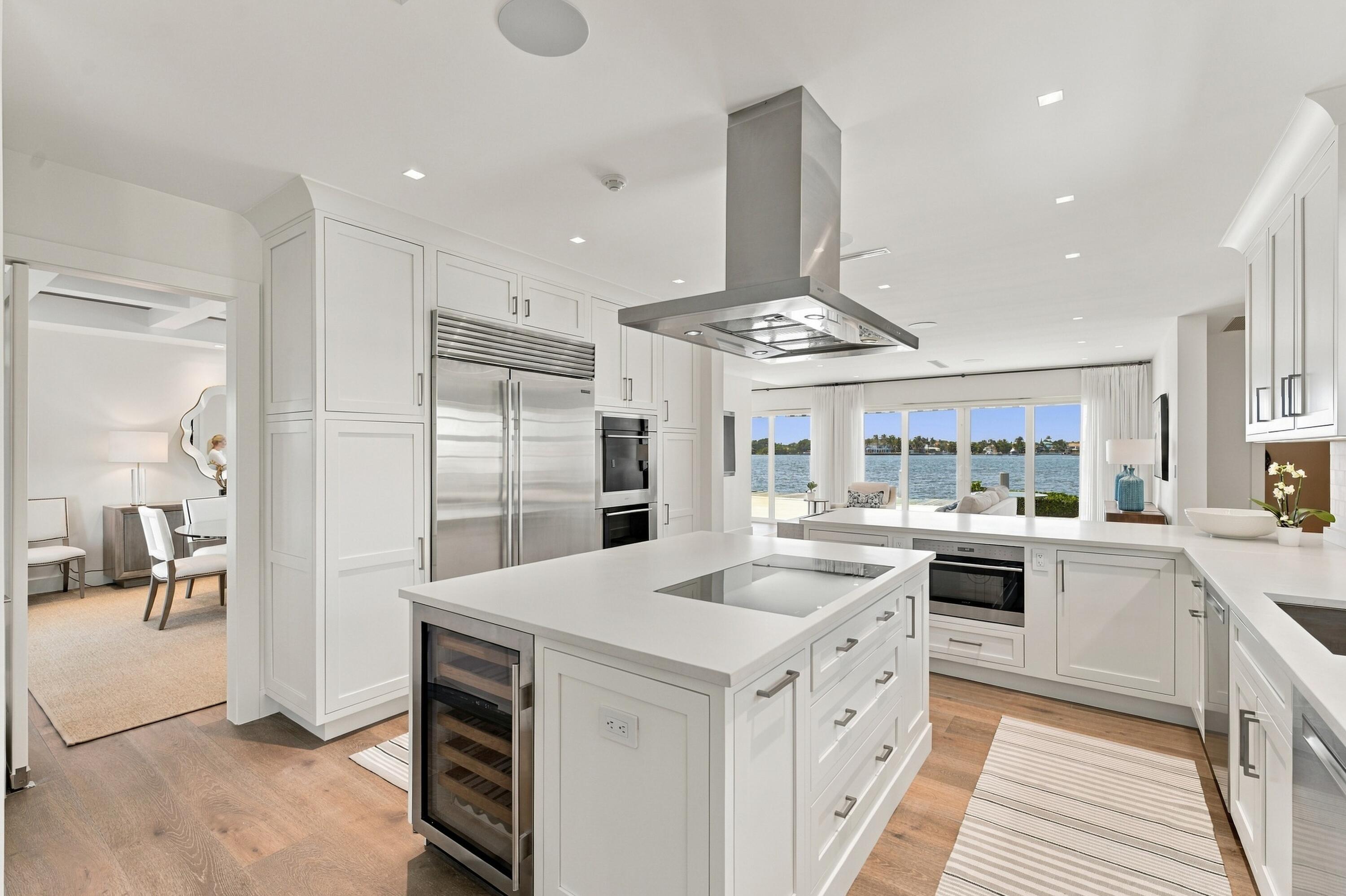 2284 Ibis Isle Rd W Palm Beach FL 20