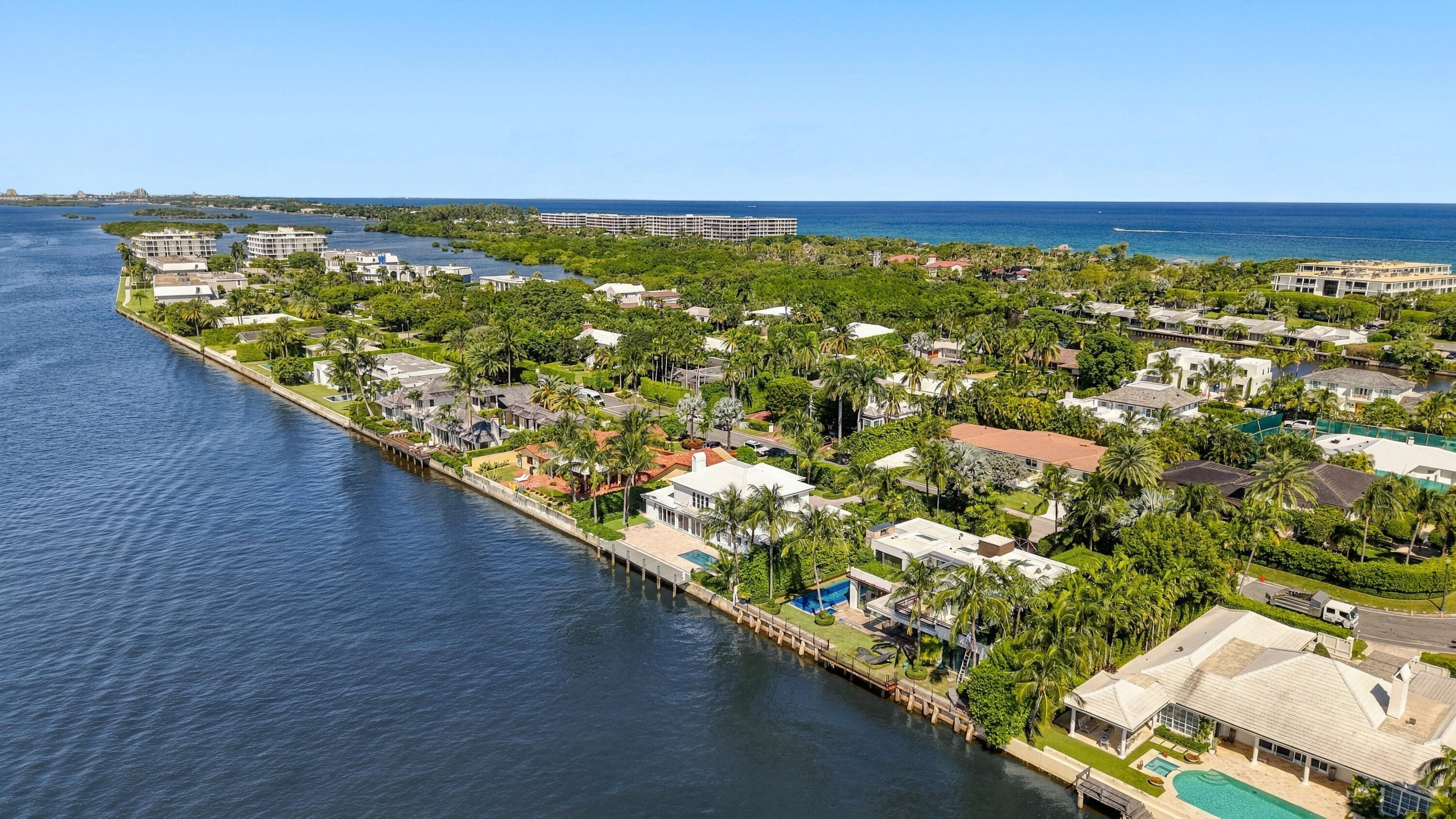 2284 Ibis Isle Rd W Palm Beach FL 04