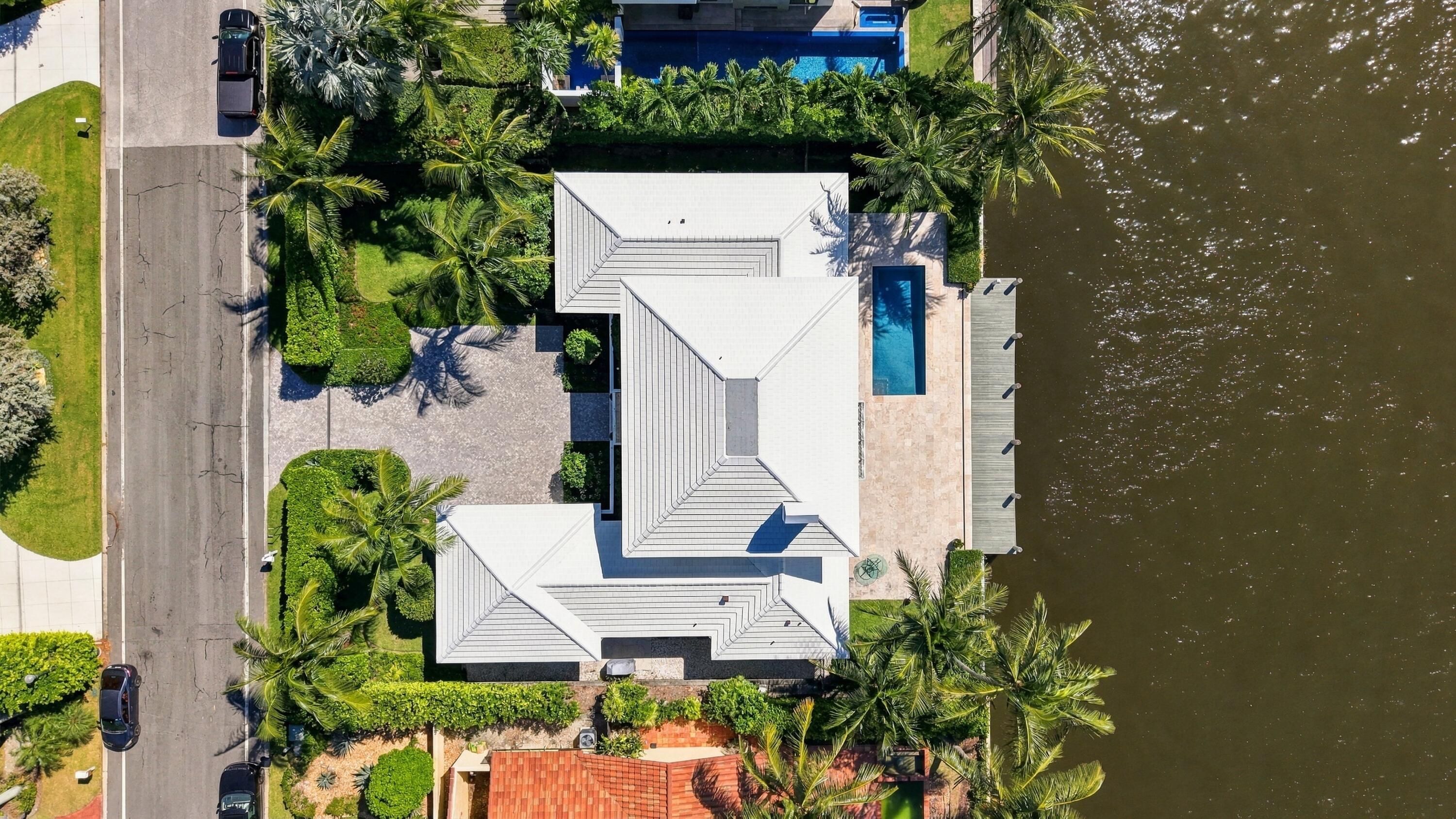 2284 Ibis Isle Rd W Palm Beach FL 06