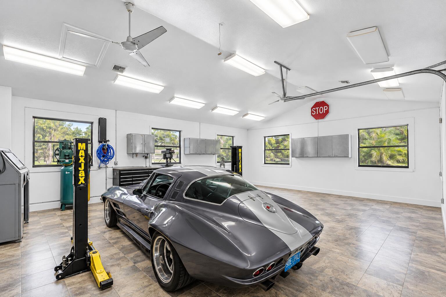 Detached A/C Garage