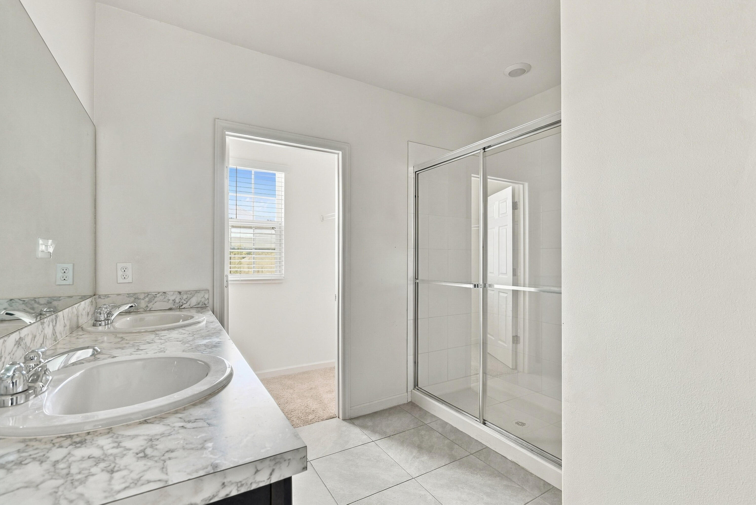 19_primary bathroom