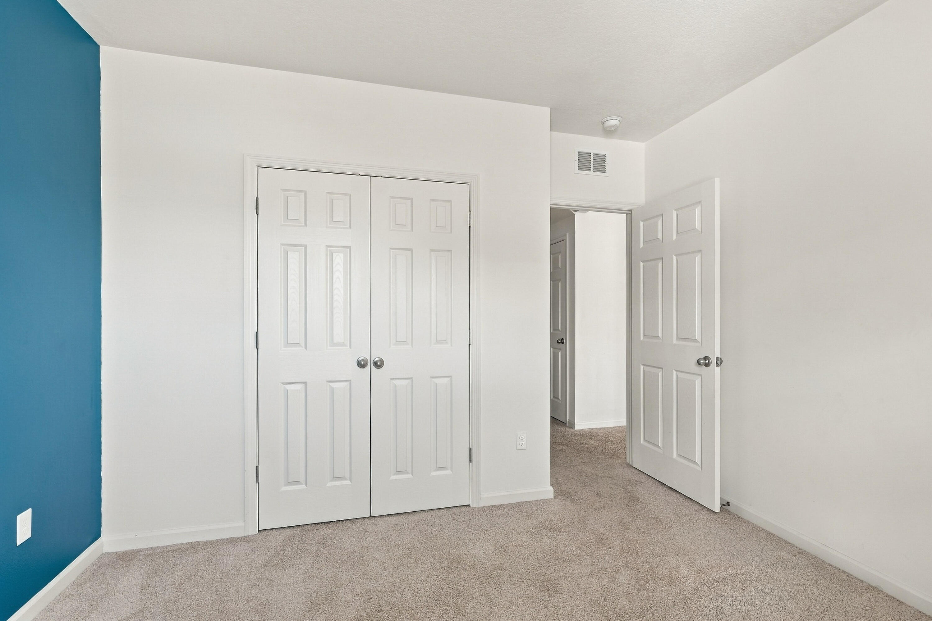 15_bedroom 2