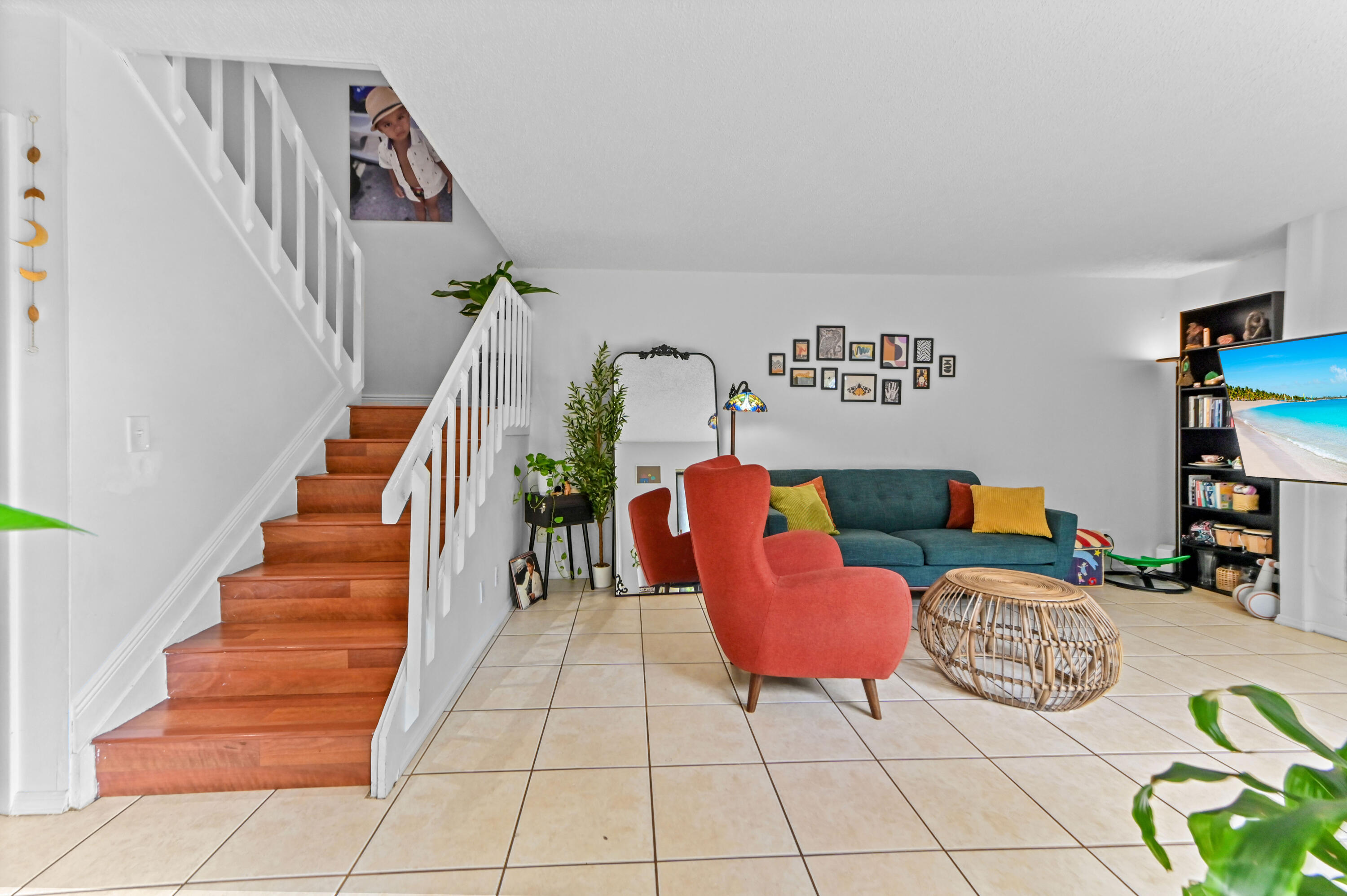 07 Living room 01