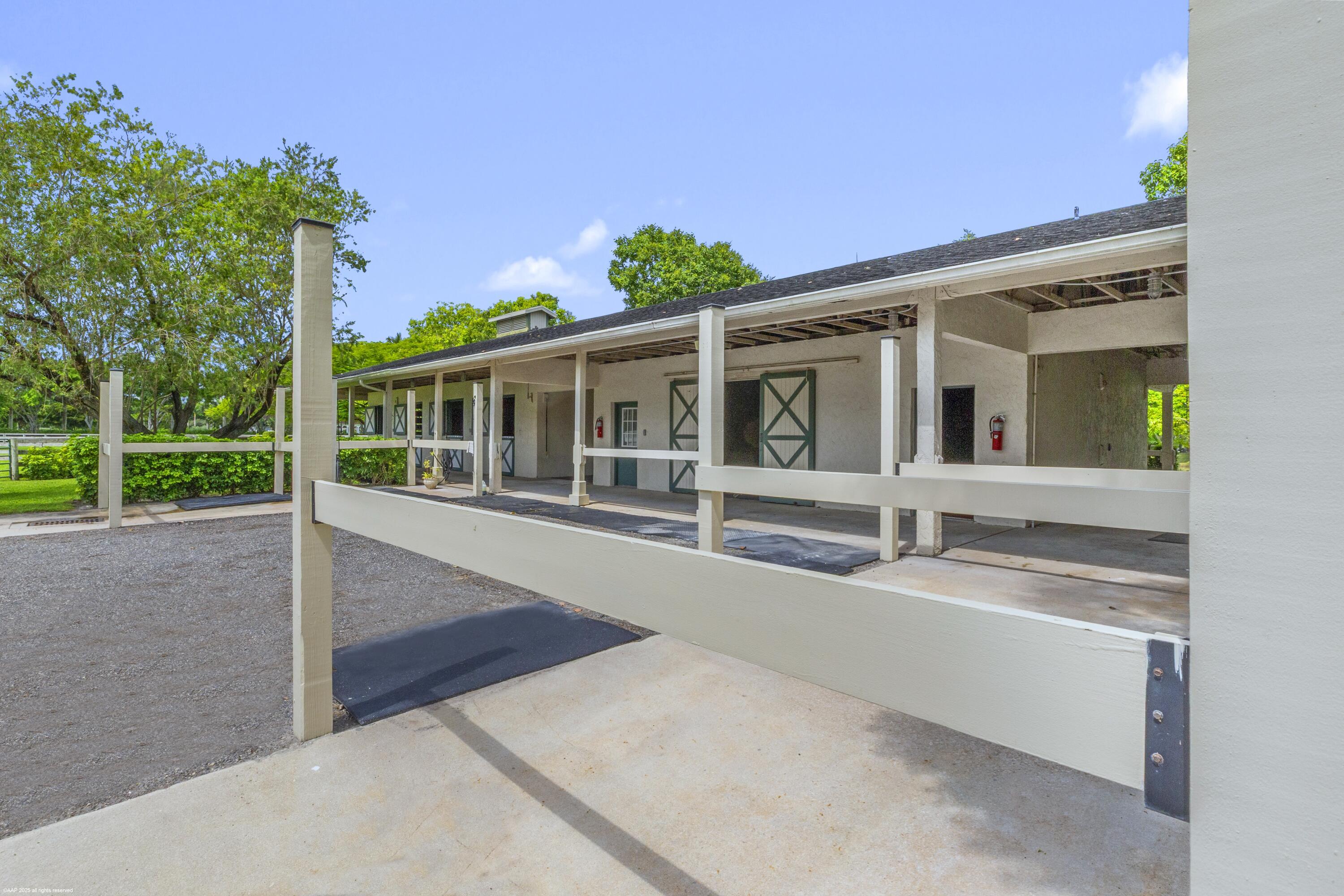 5110 S Shore Blvd 026