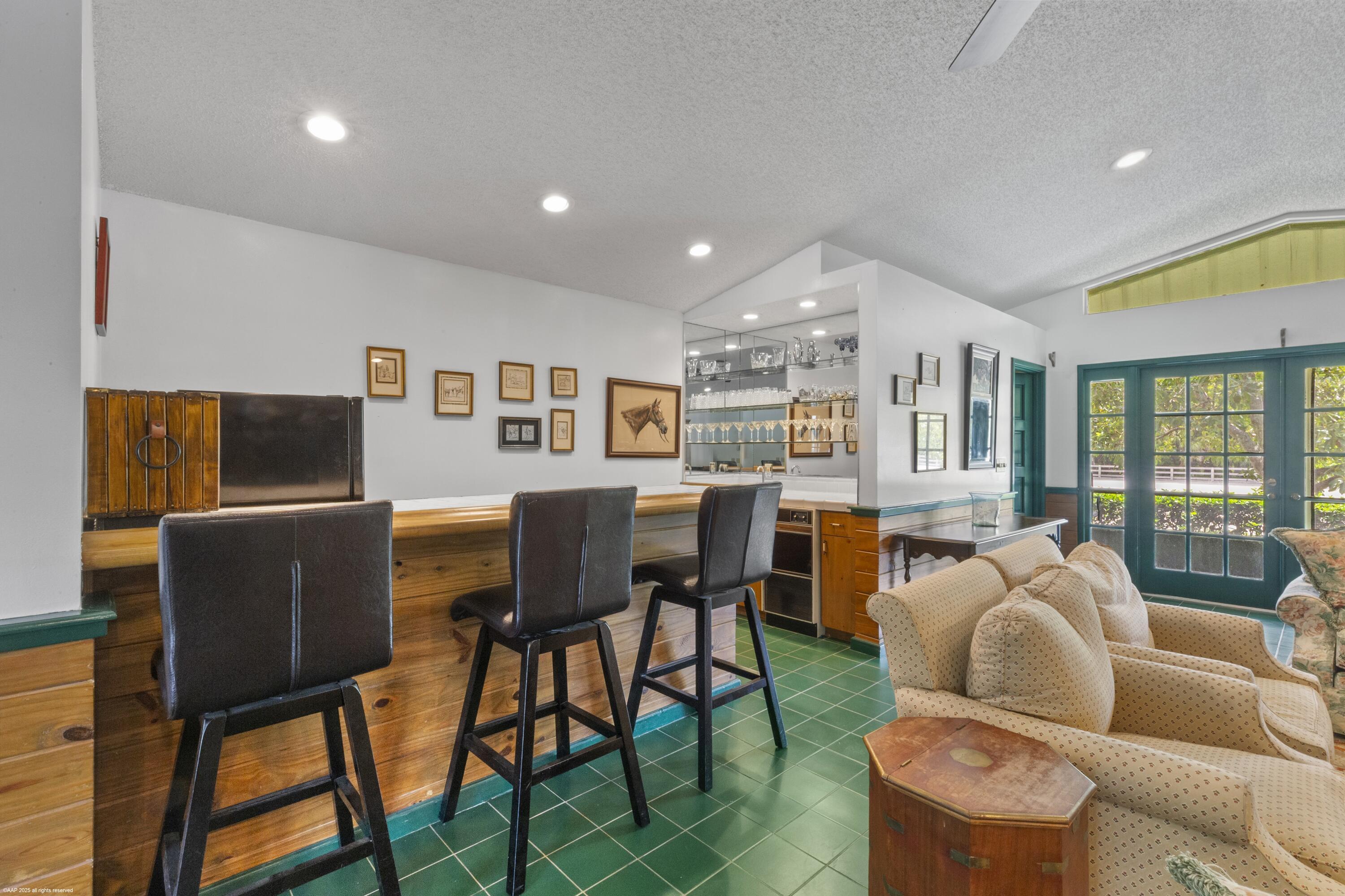 Owners Lounge