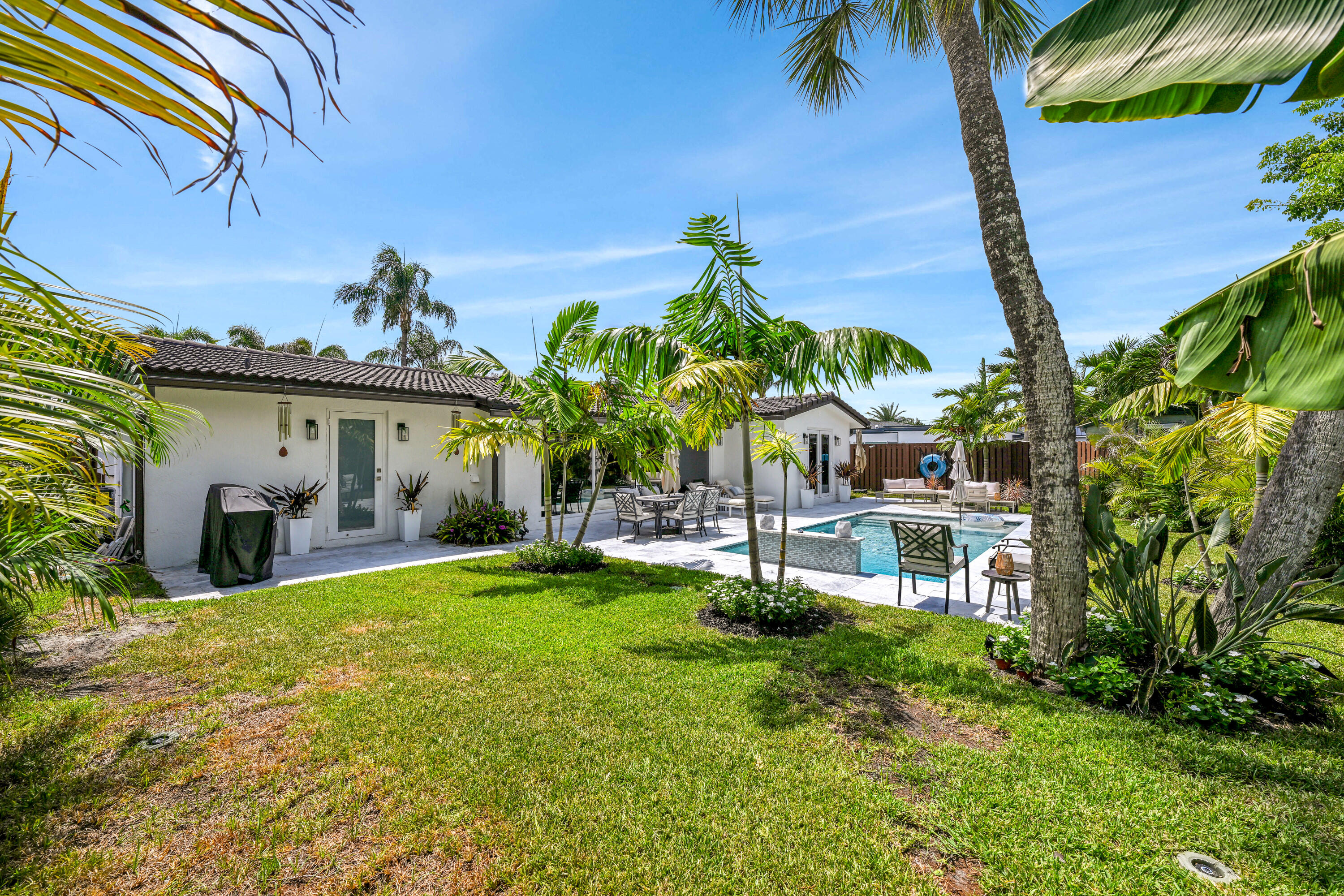 1011 SE 2nd Ave Pompano Beach 00025_1
