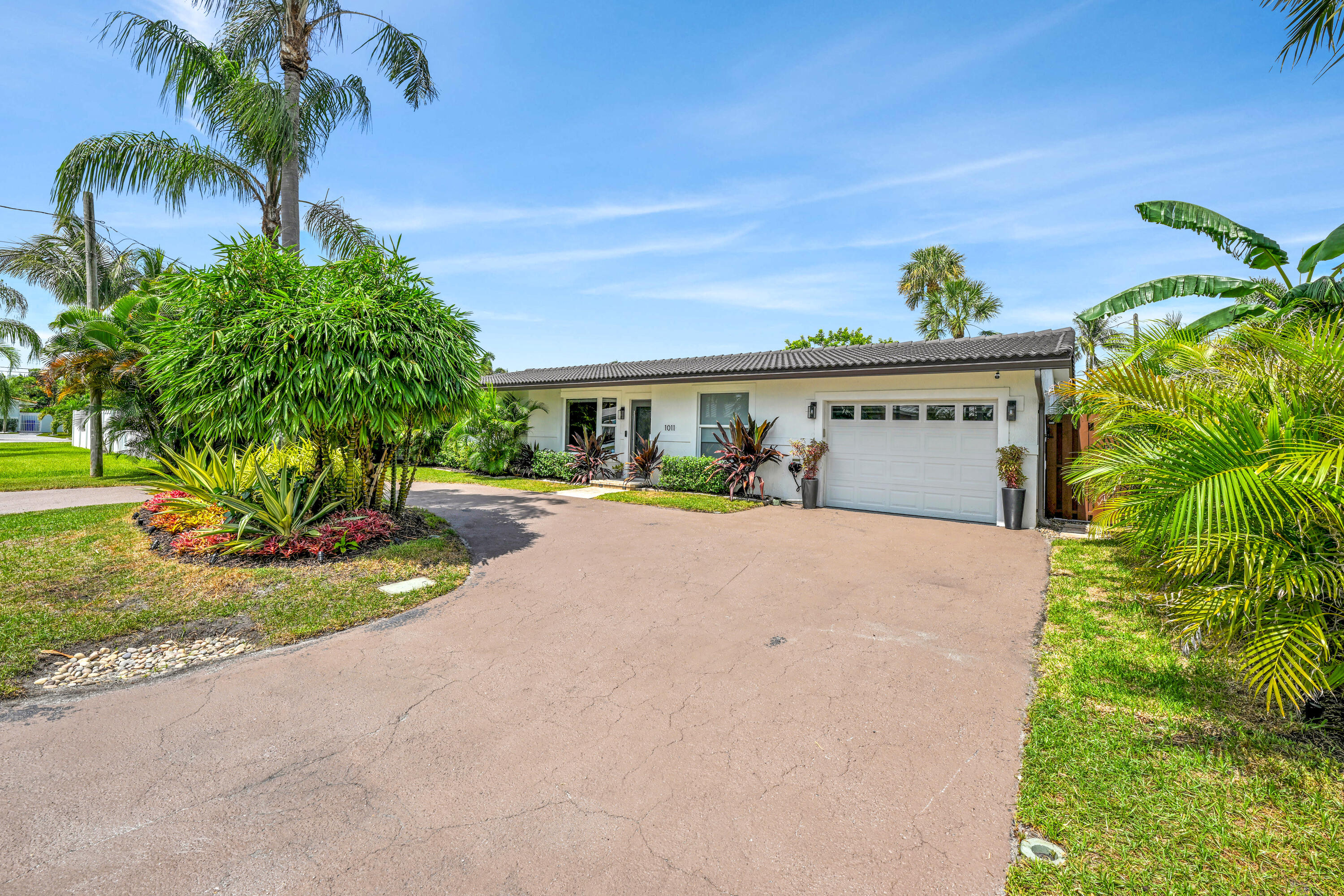 1011 SE 2nd Ave Pompano Beach 00028_1