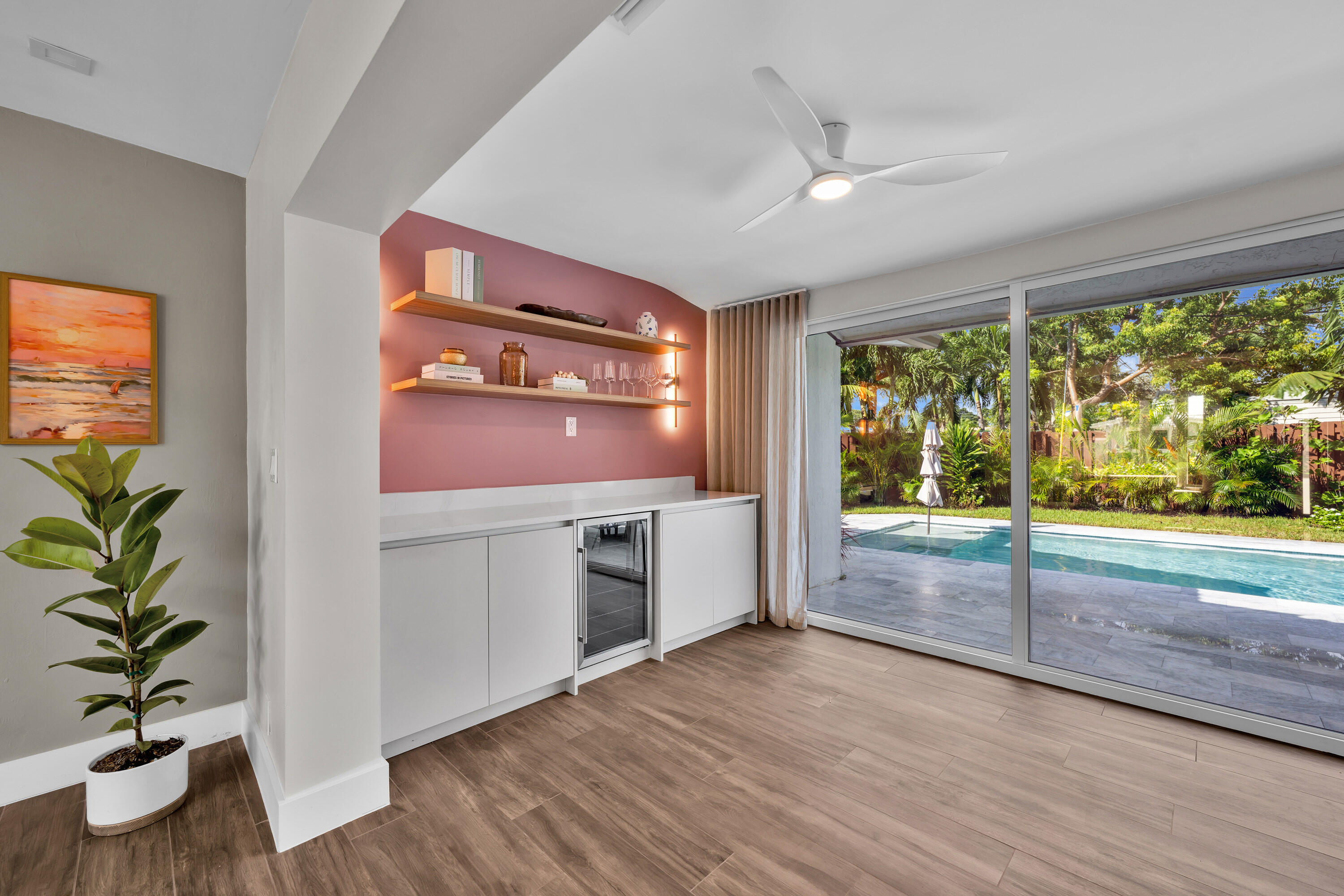 1011 SE 2nd Ave Pompano Beach 00018