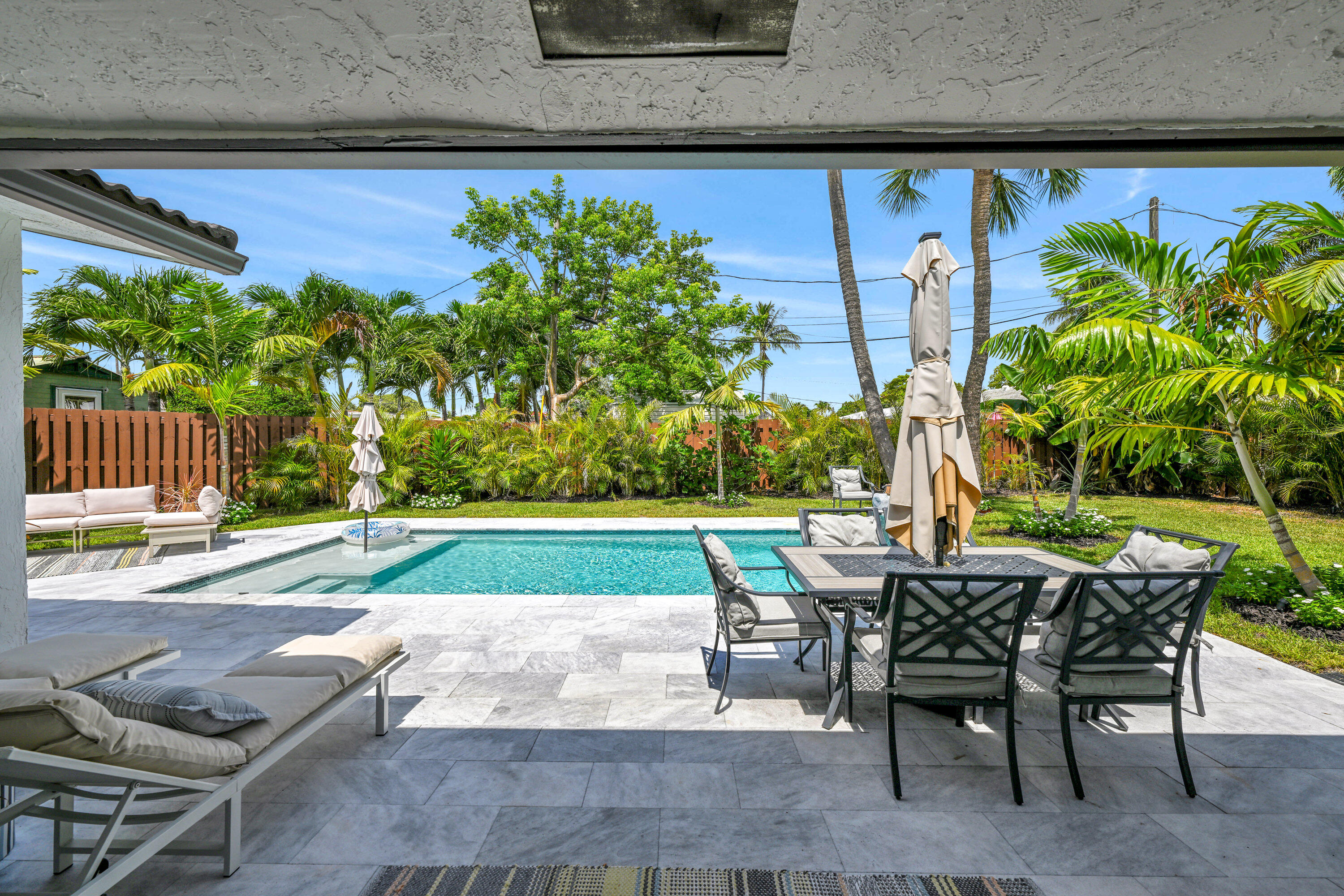 02_1011 SE 2nd Ave Pompano Beach 00027_1