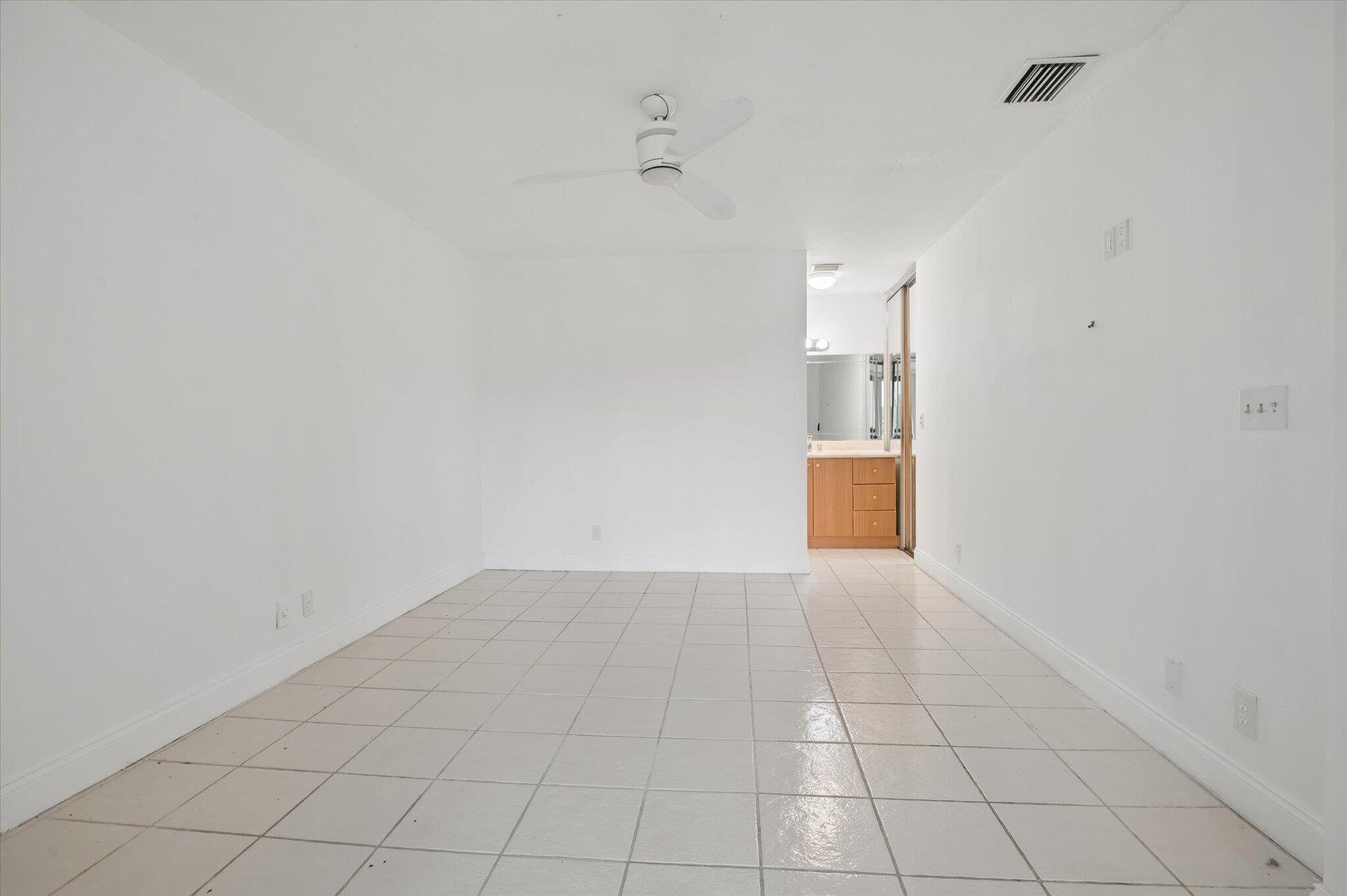 10-Curtis-4119 Carambola Cir S #2120-10
