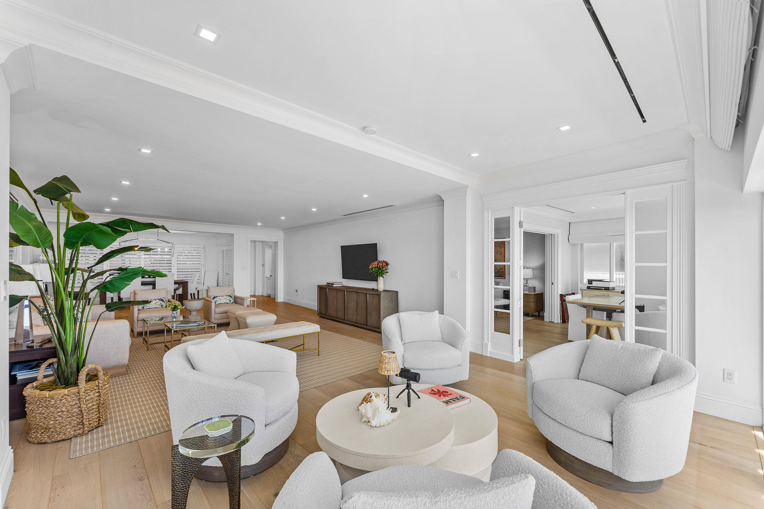 011-300SouthOceanBoulevard-2D-PalmBeach-