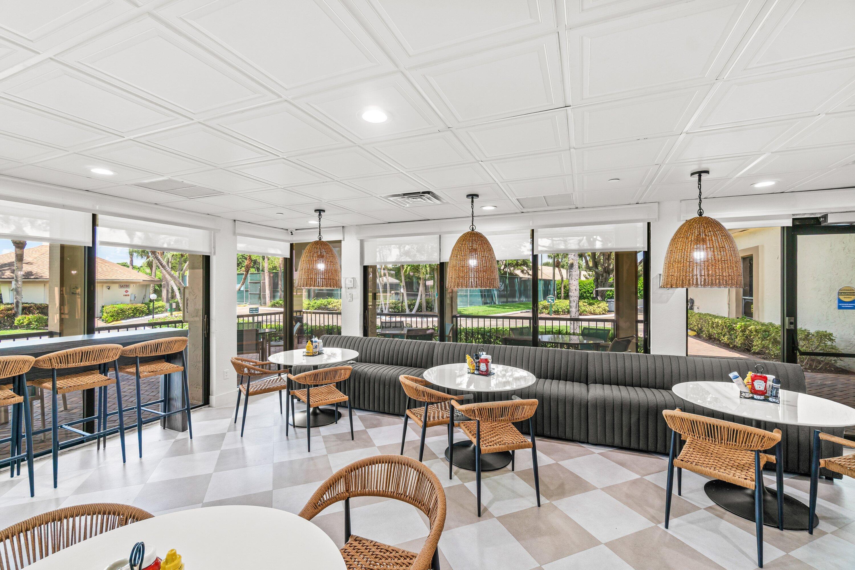 Country Club Cafe Dining