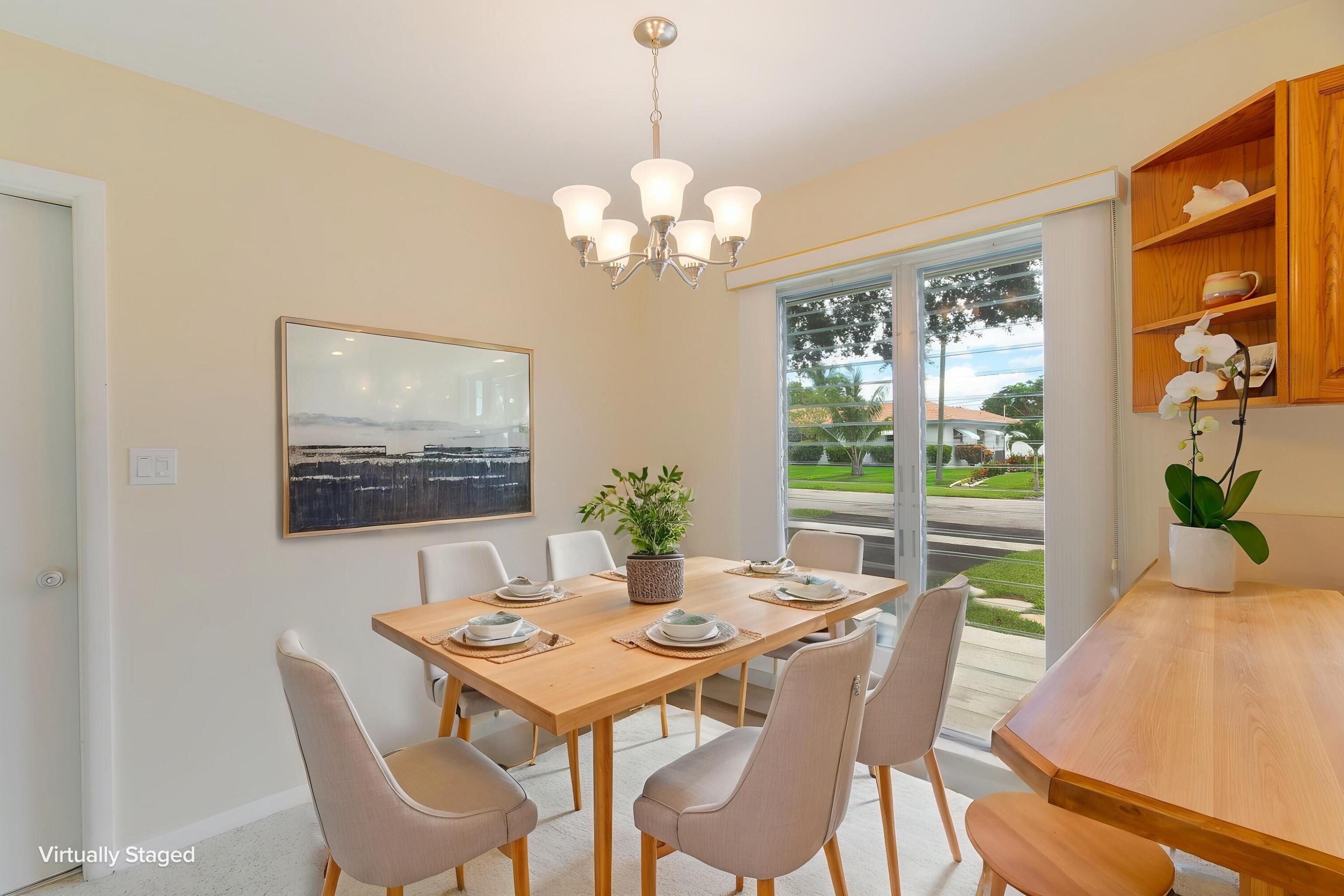 Dining Area - virtually staged