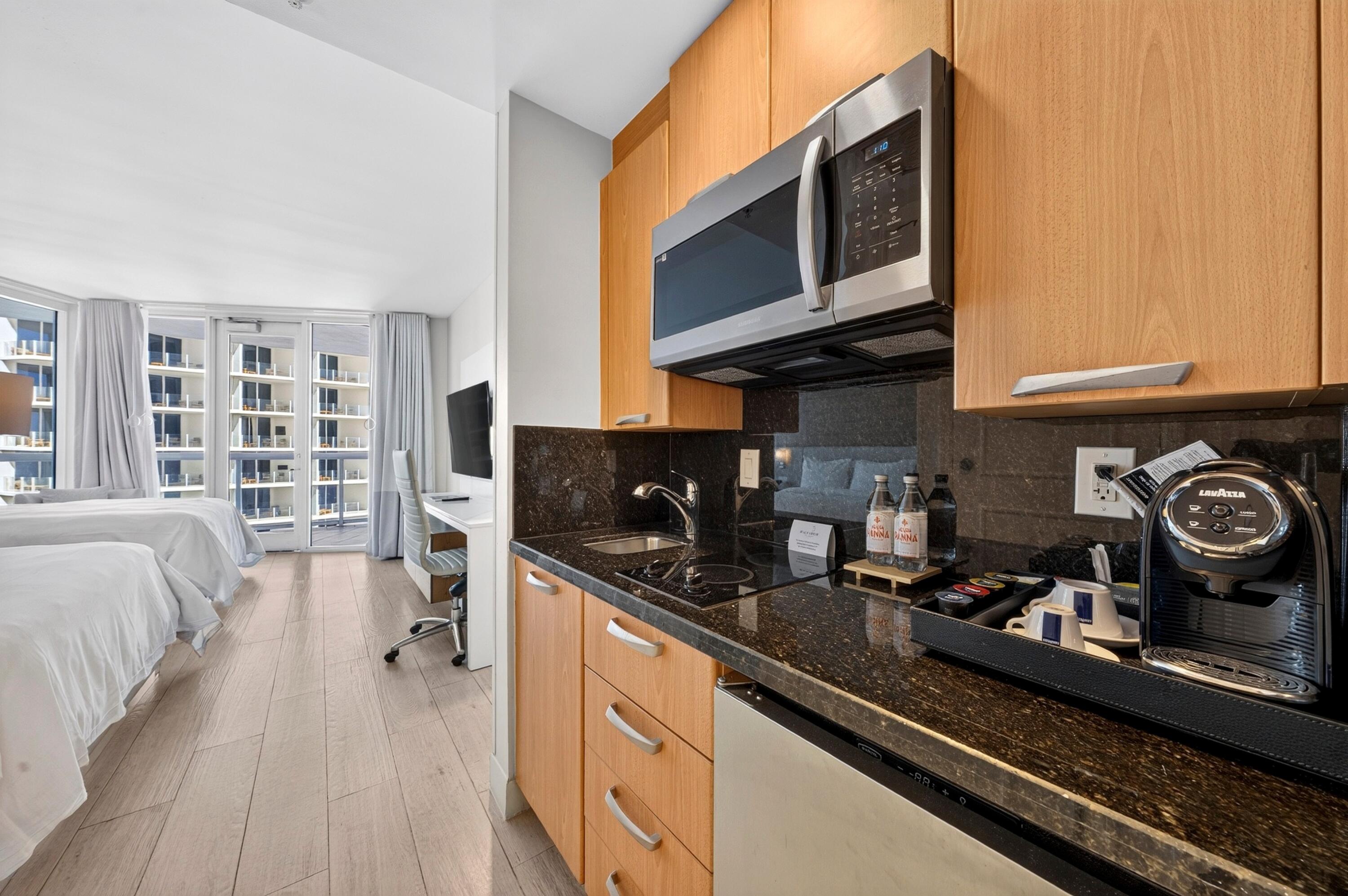 012-007-Kitchen-4000x2660