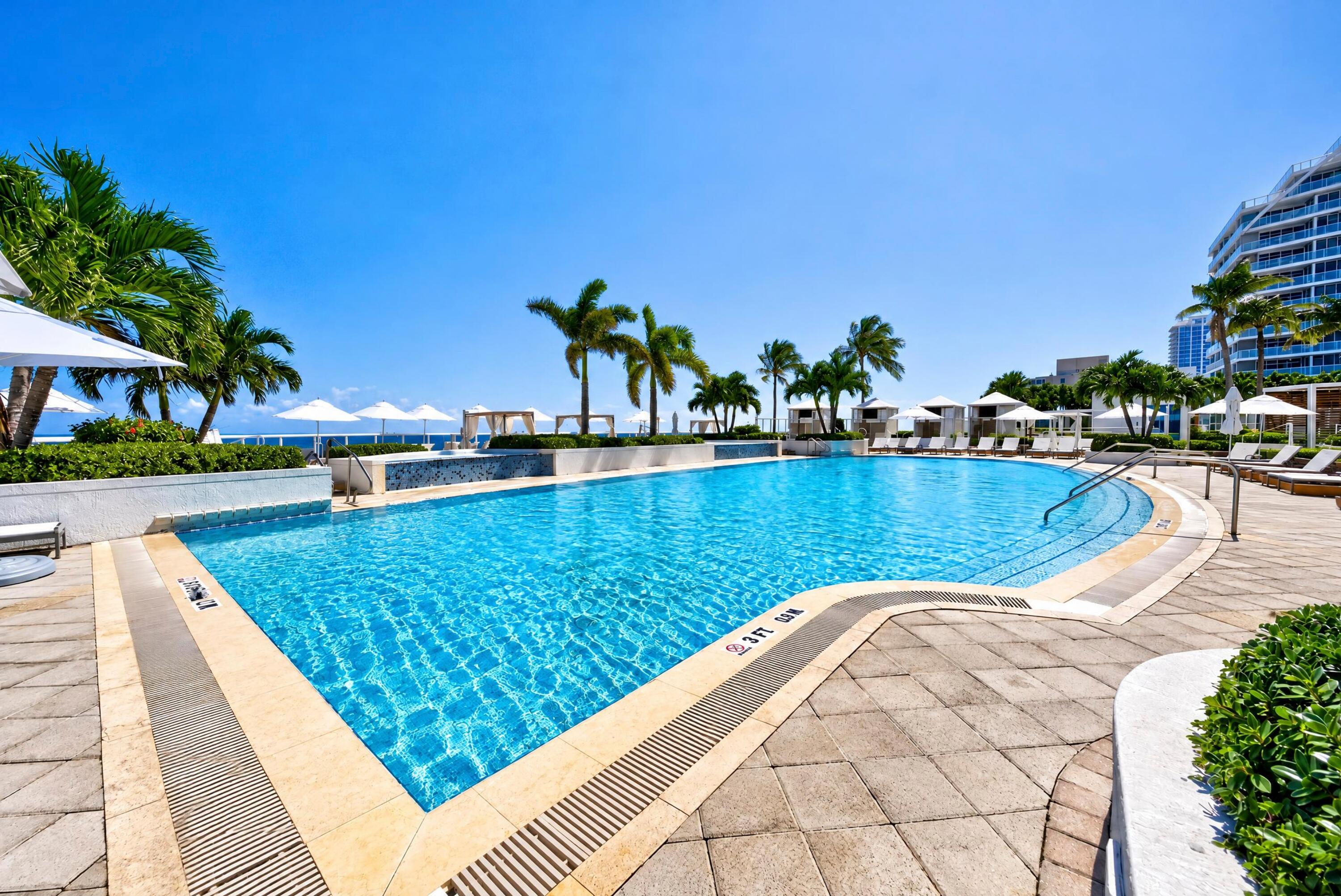 026-027-Pool-4000x2675