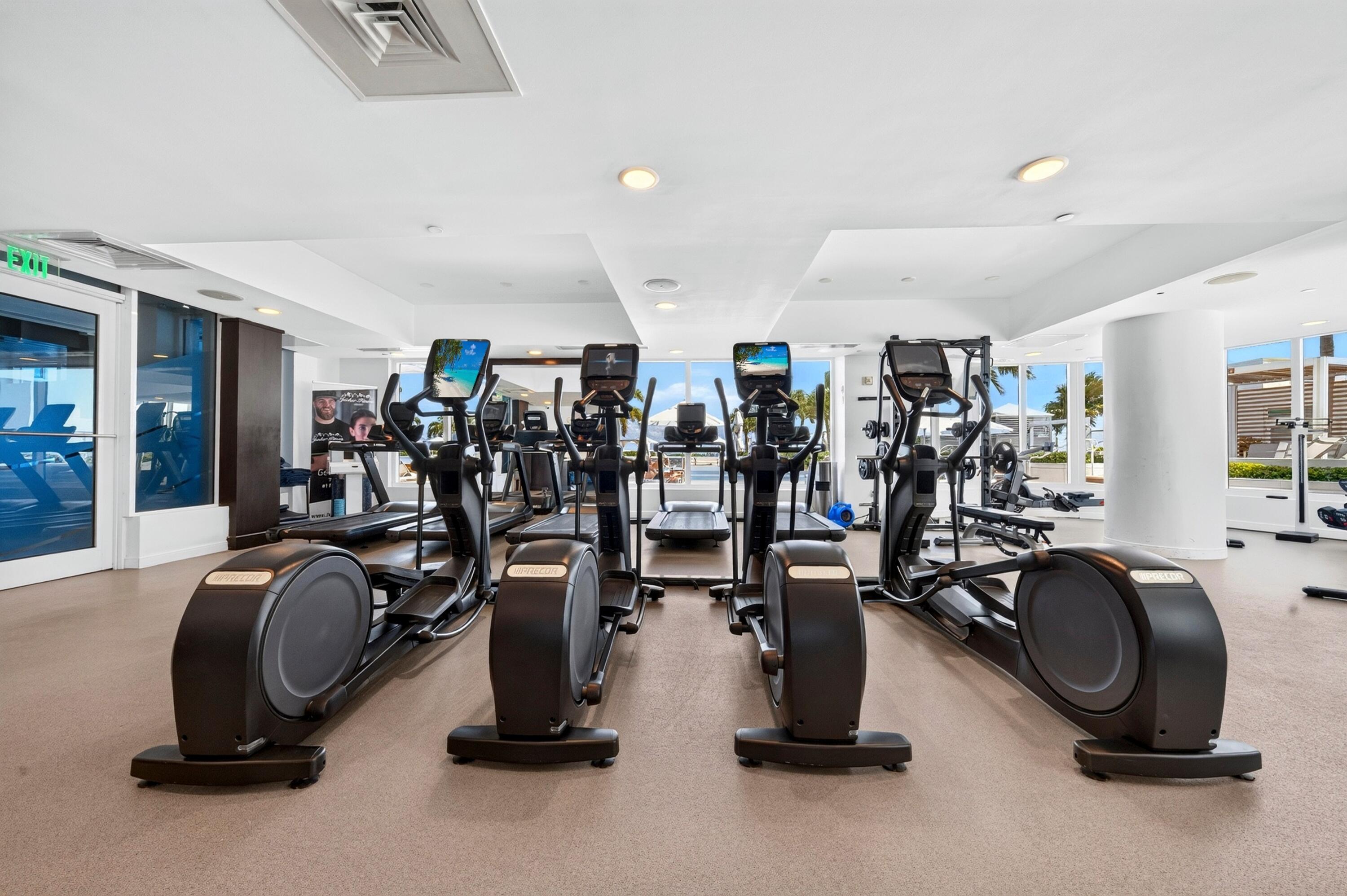 022-012-Exercise Room-4000x2662