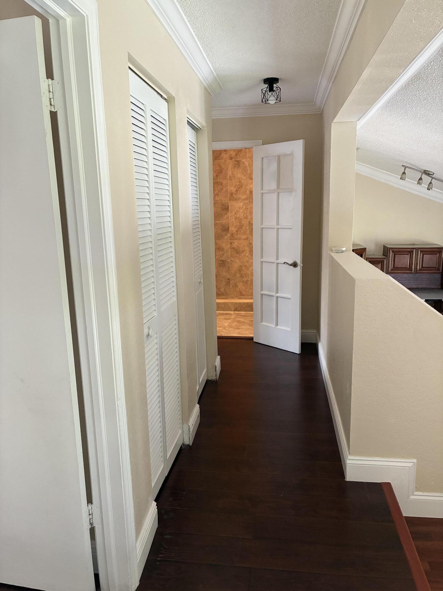 upstair loft hall way