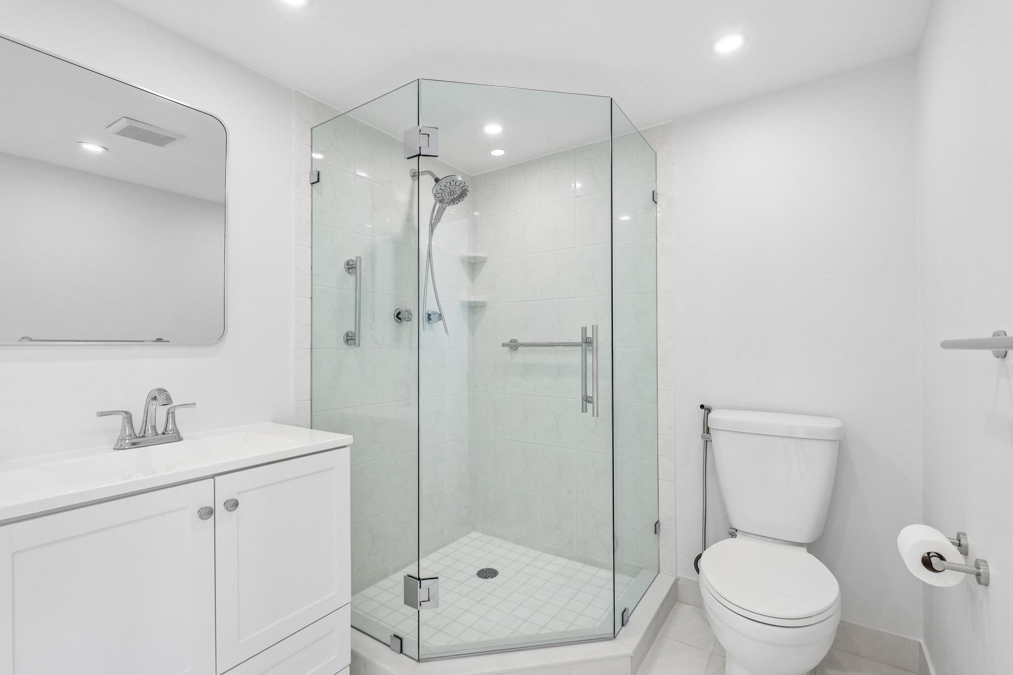 Glass shower