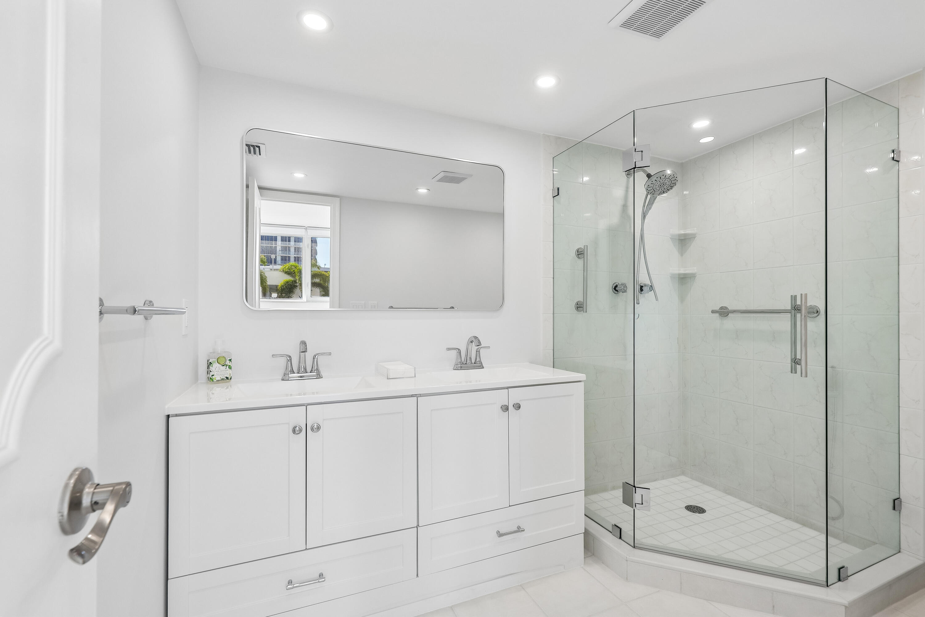 Double Vanity