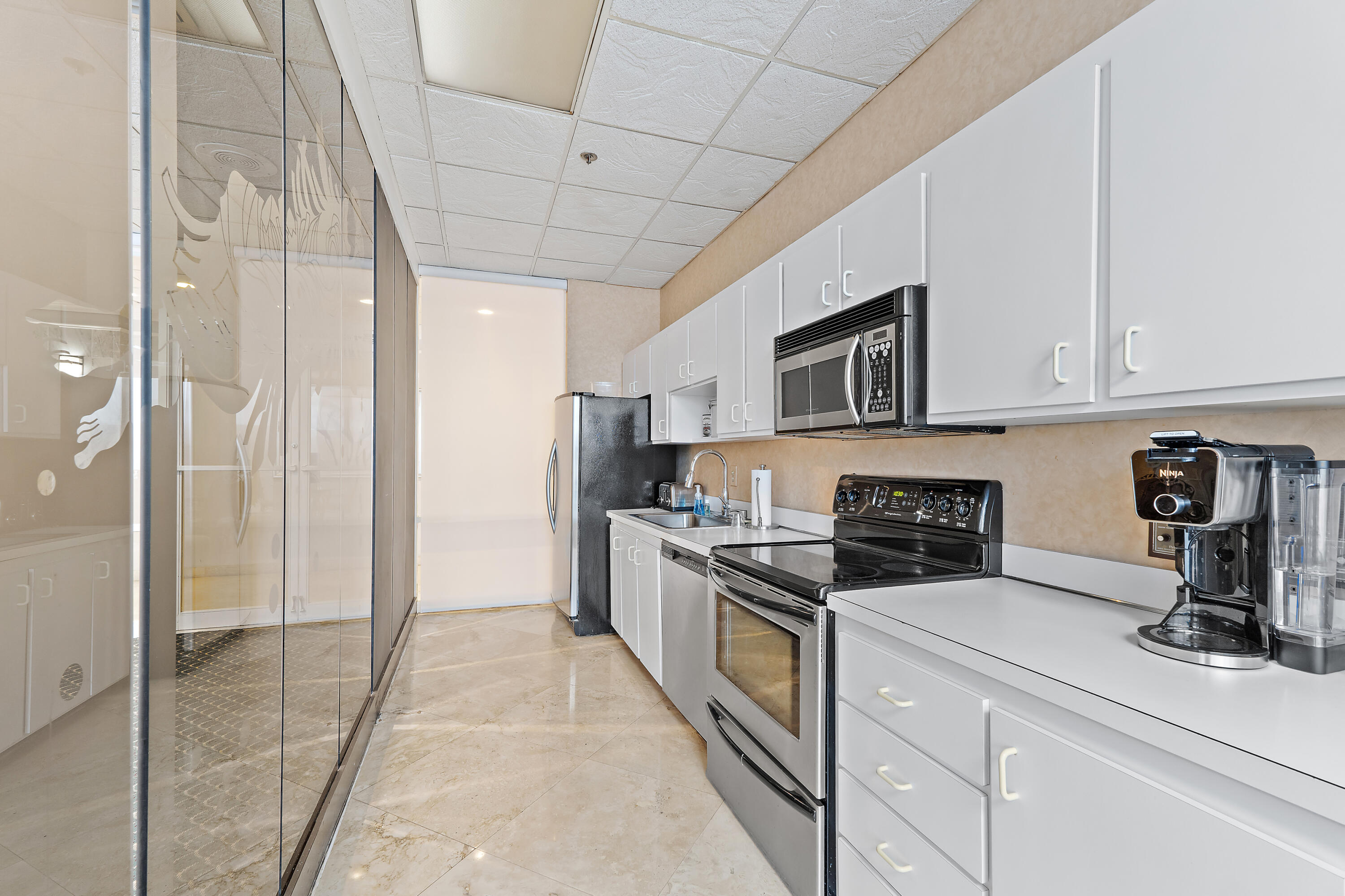077-5440NOceanDr-PH205-SingerIsland-FULL