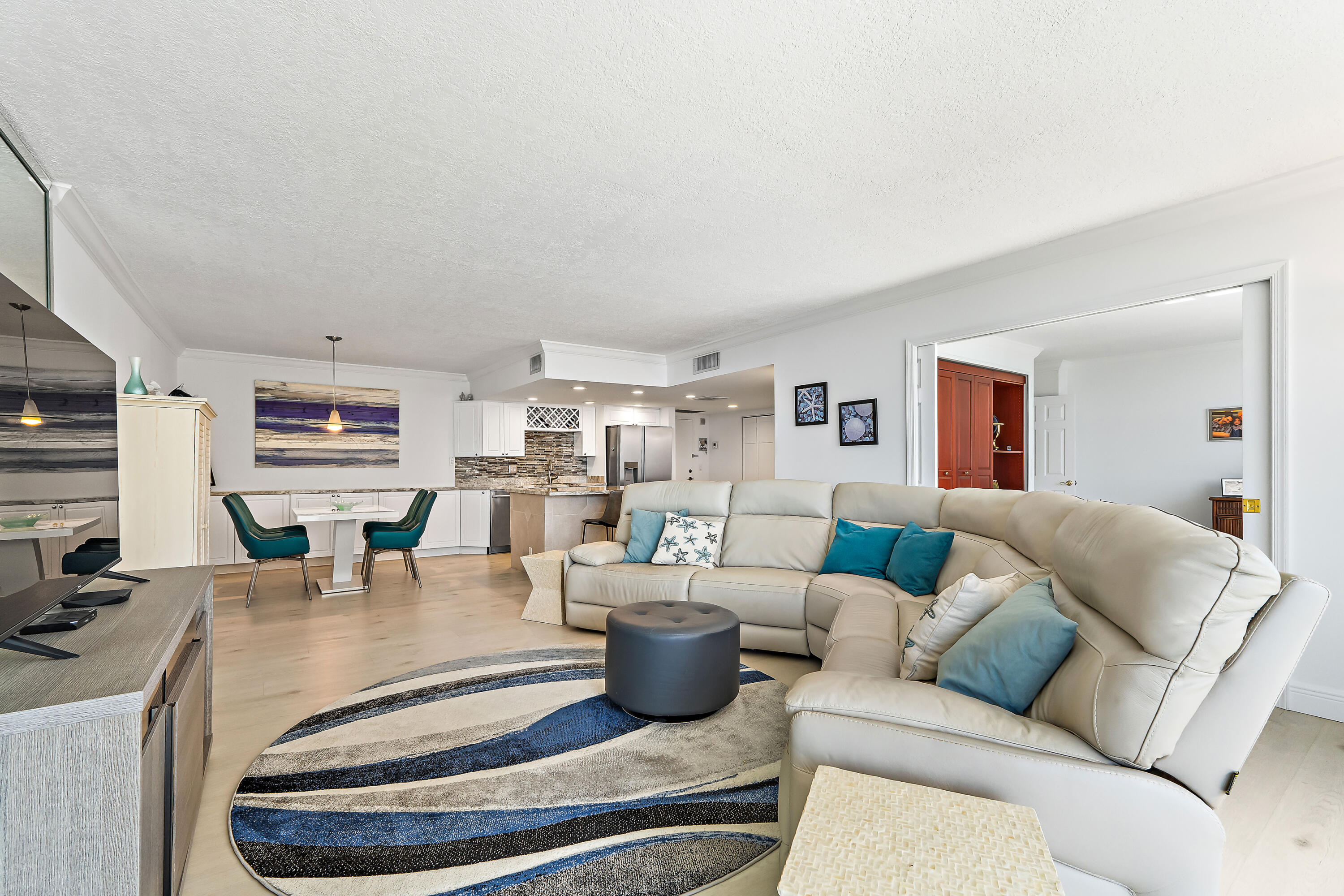 070-5440NOceanDr-PH205-SingerIsland-FULL