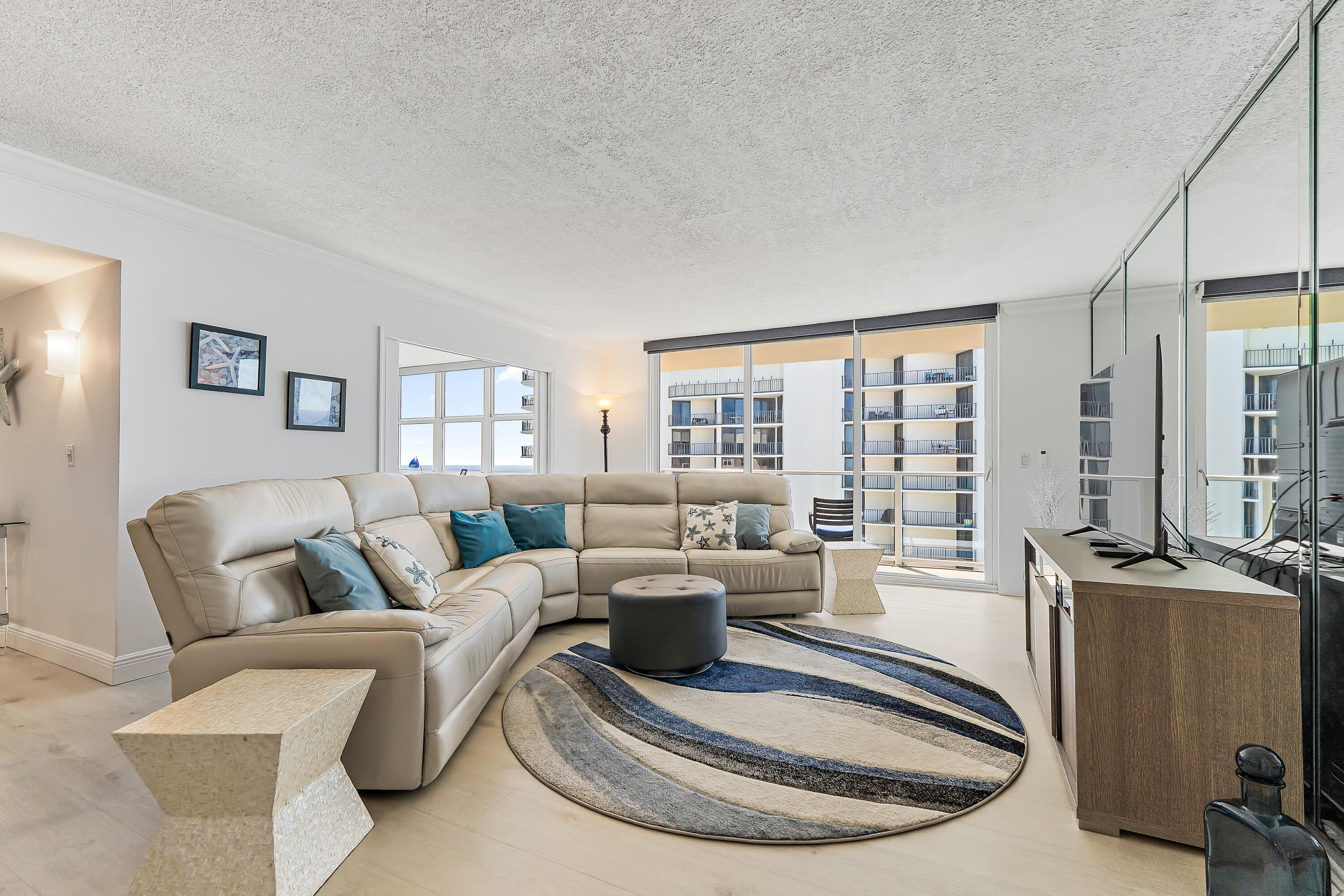049-5440NOceanDr-PH205-SingerIsland-FULL